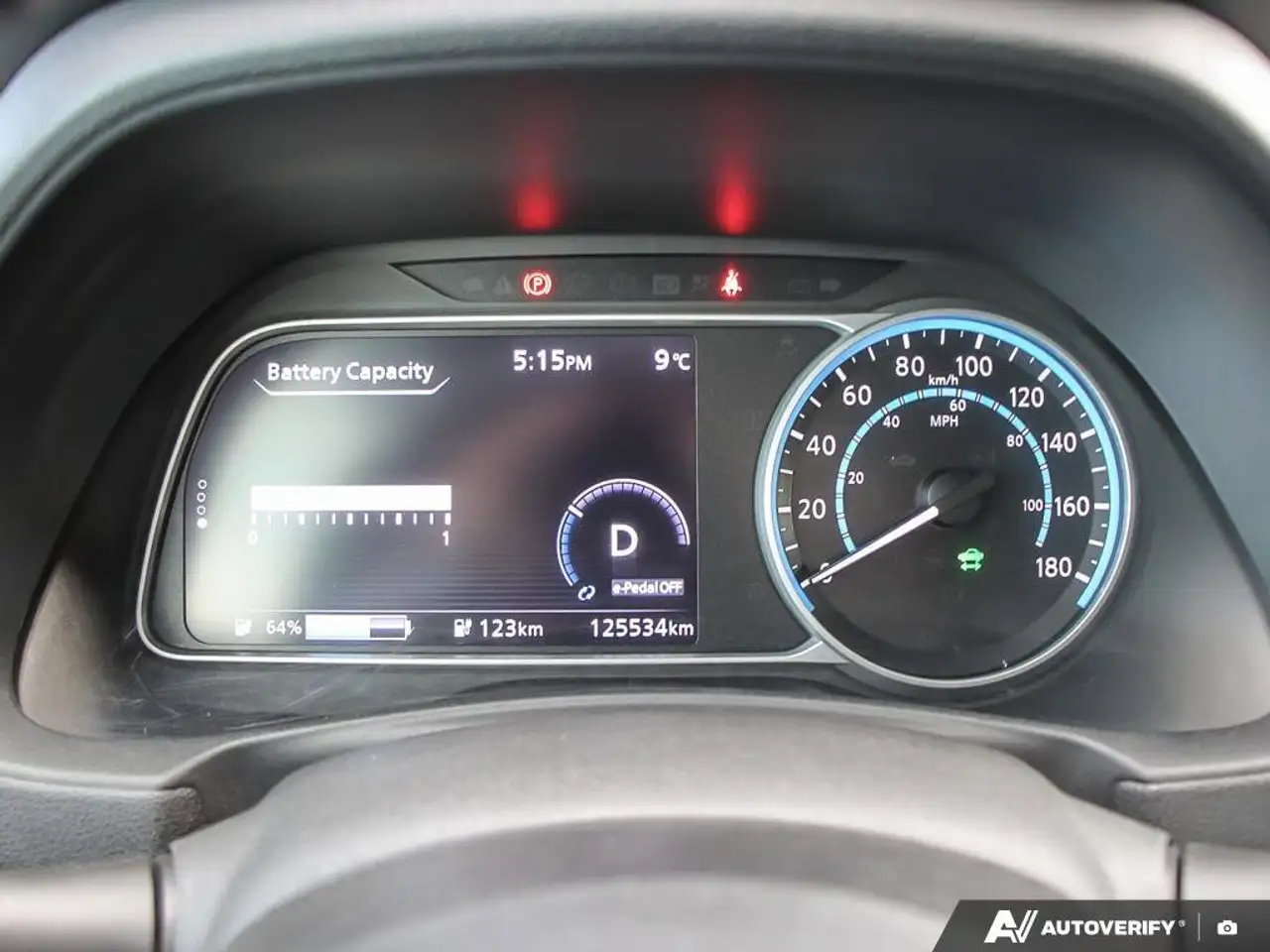 Nissan Leaf снимка Nissan Leaf