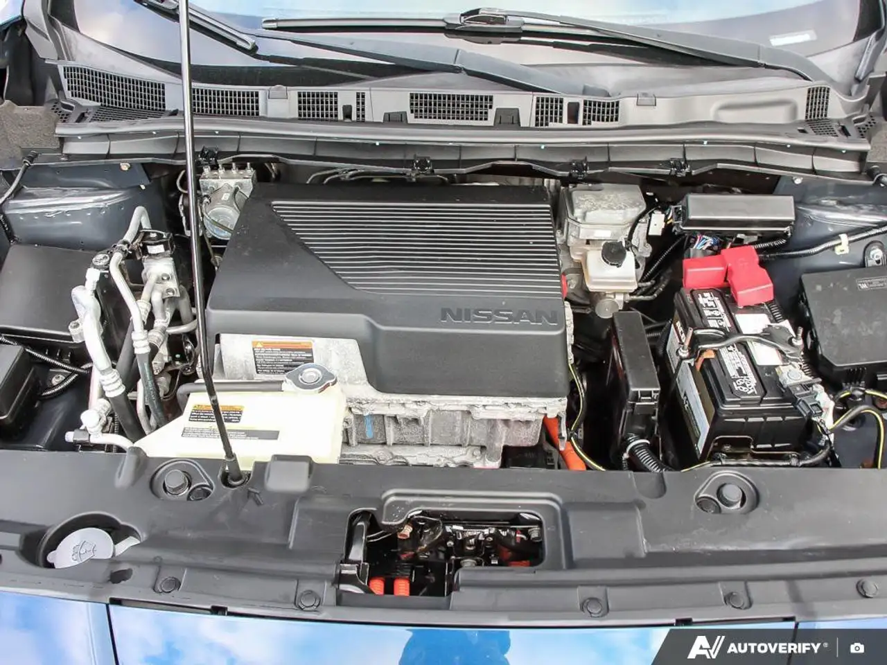 Nissan Leaf снимка Nissan Leaf