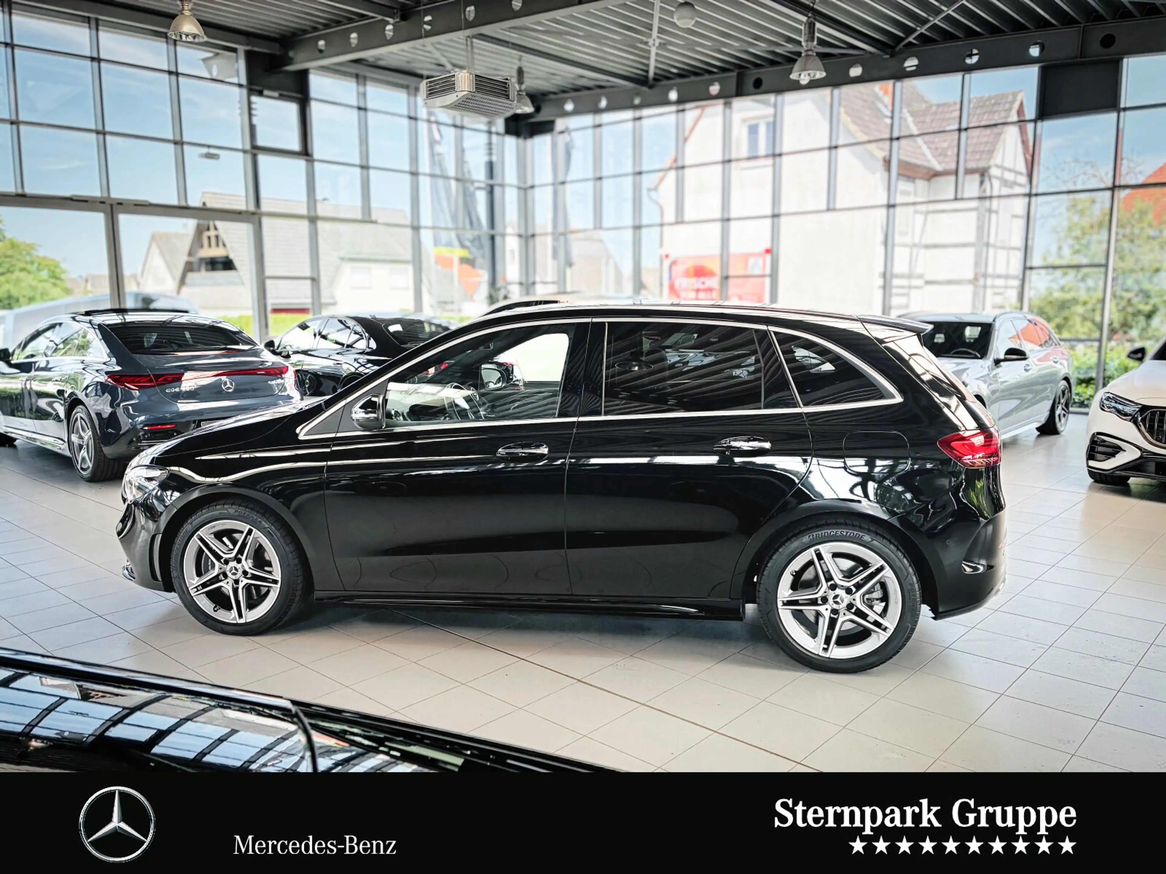 Mercedes-Benz B 250 B 250 e mit EQ Hybrid Technologie AMG Line/Navi — photo 2