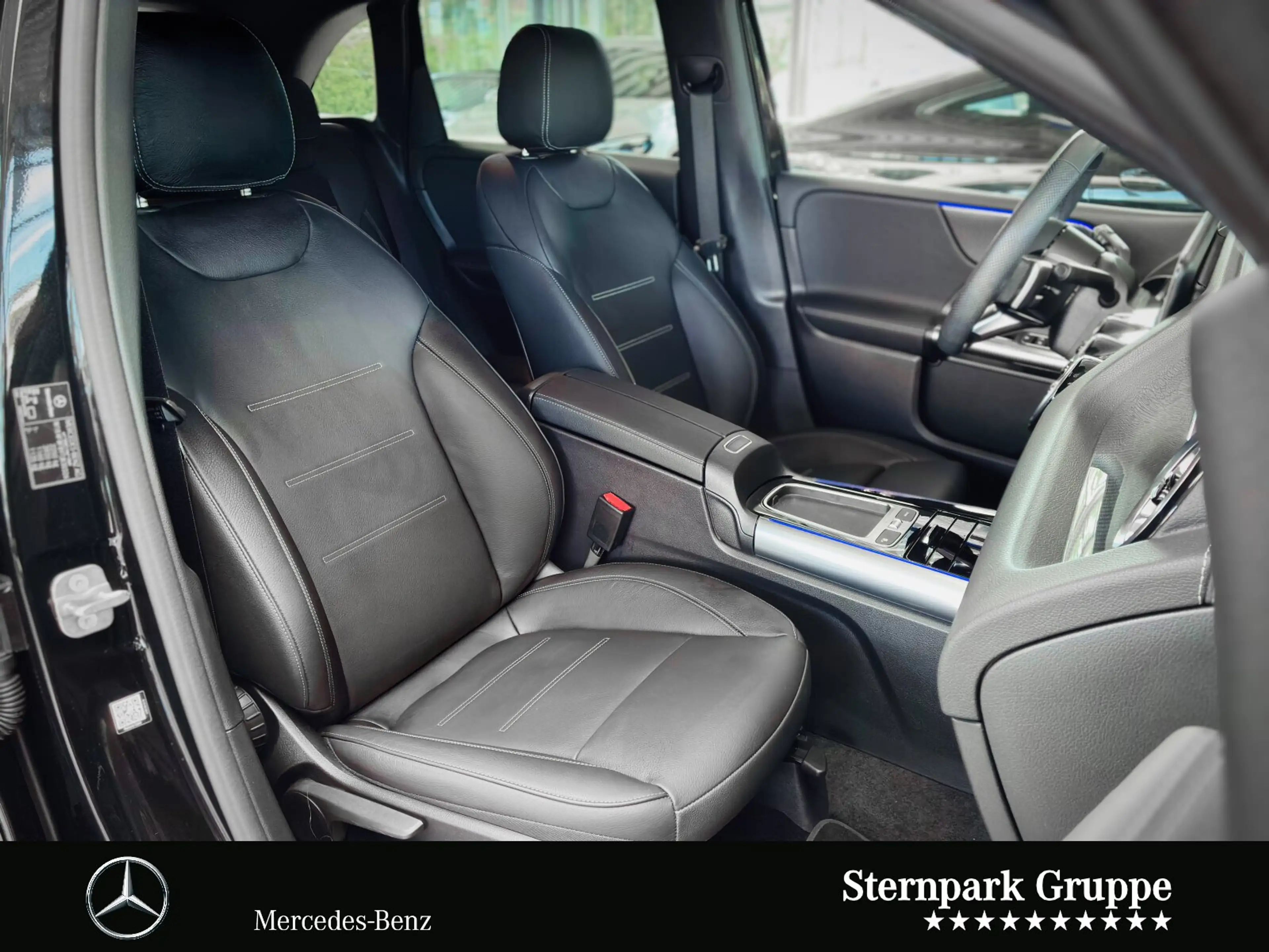 Mercedes-Benz B 250 B 250 e mit EQ Hybrid Technologie AMG Line/Navi — photo 15