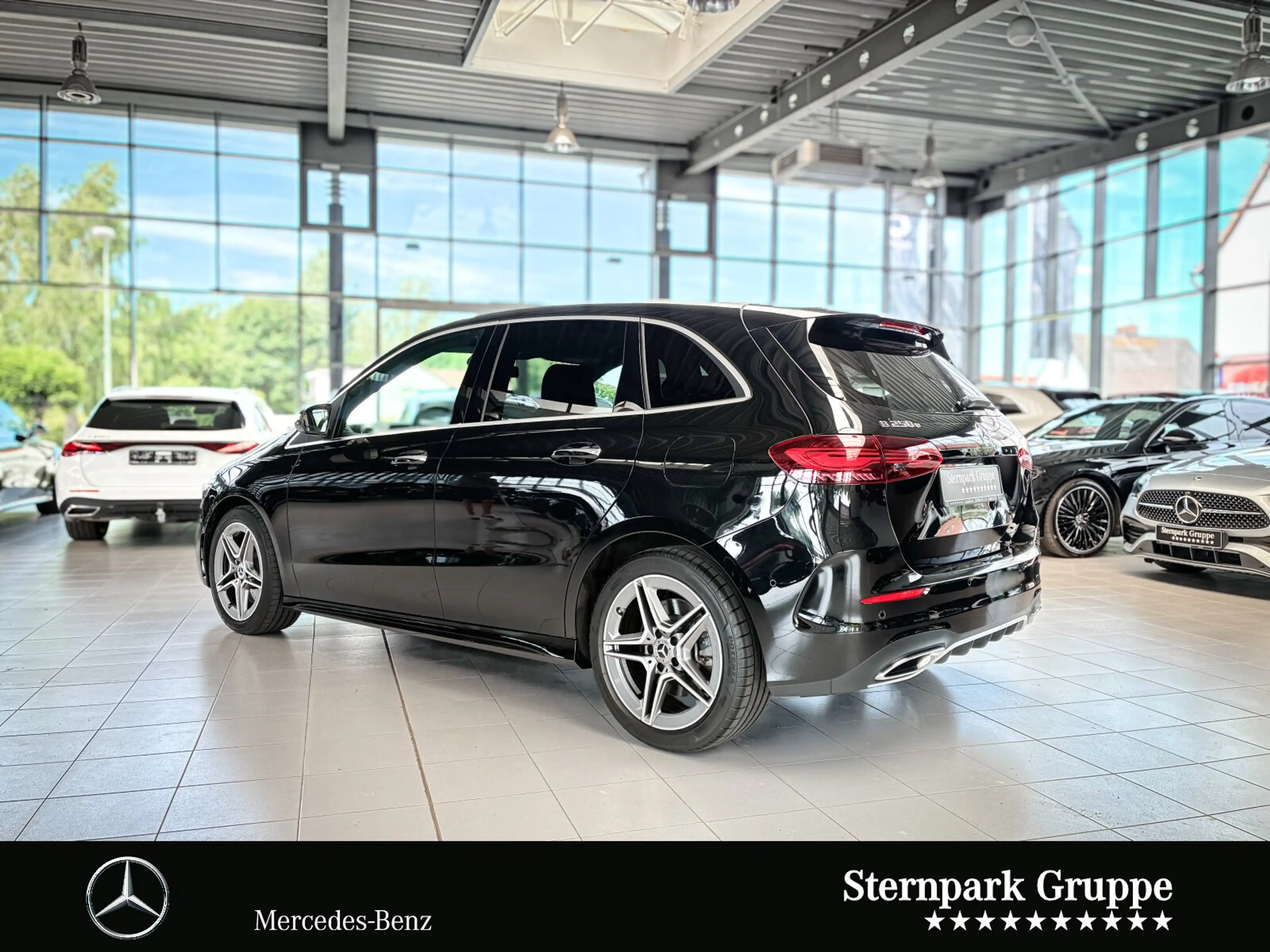 Mercedes-Benz B 250 B 250 e mit EQ Hybrid Technologie AMG Line/Navi — photo 3