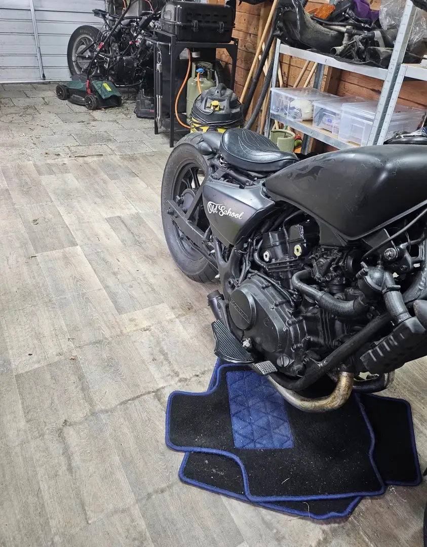 Honda VF 500 Negro - 1