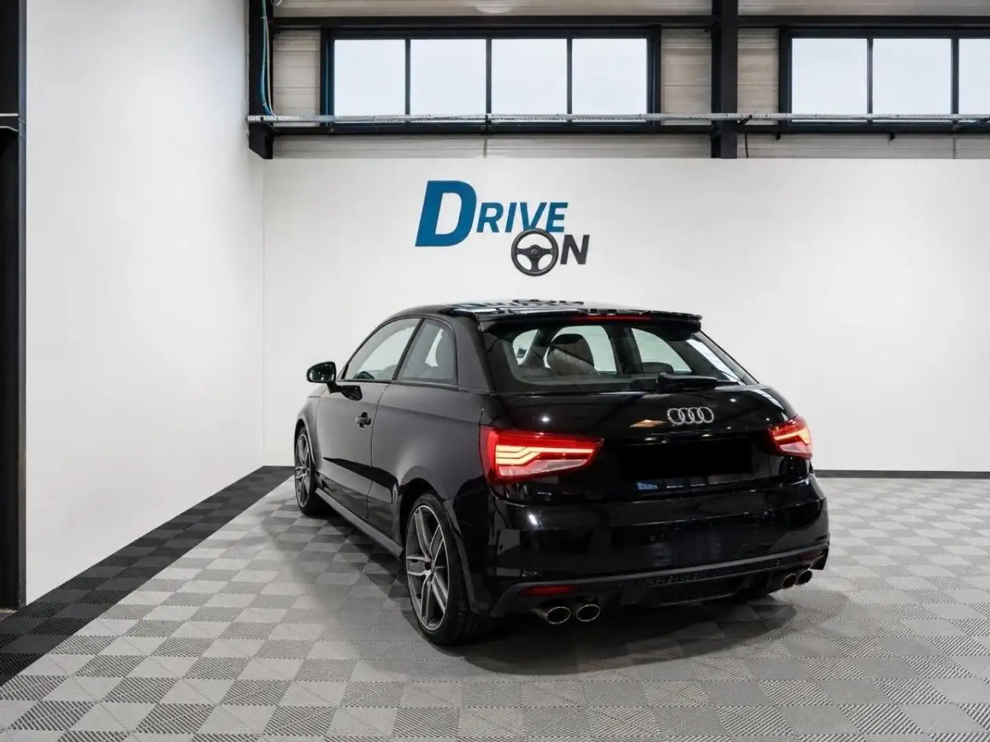 Audi S1 Quattro 2.0 TFSI - 231- PHASE 2 Schwarz - 2