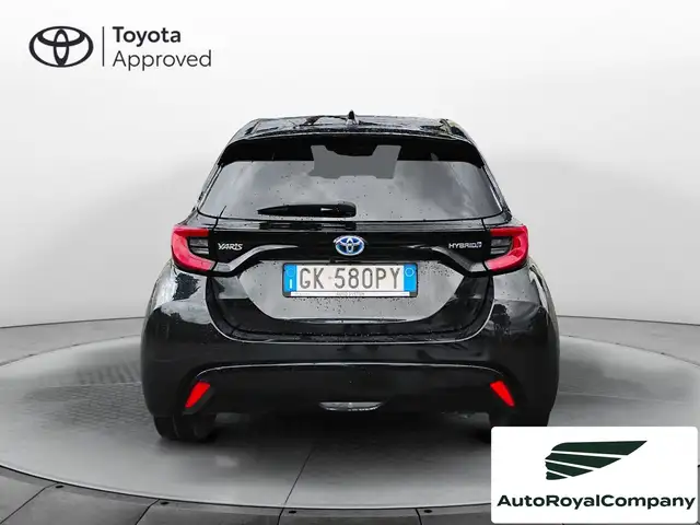 Toyota Yaris view 9
