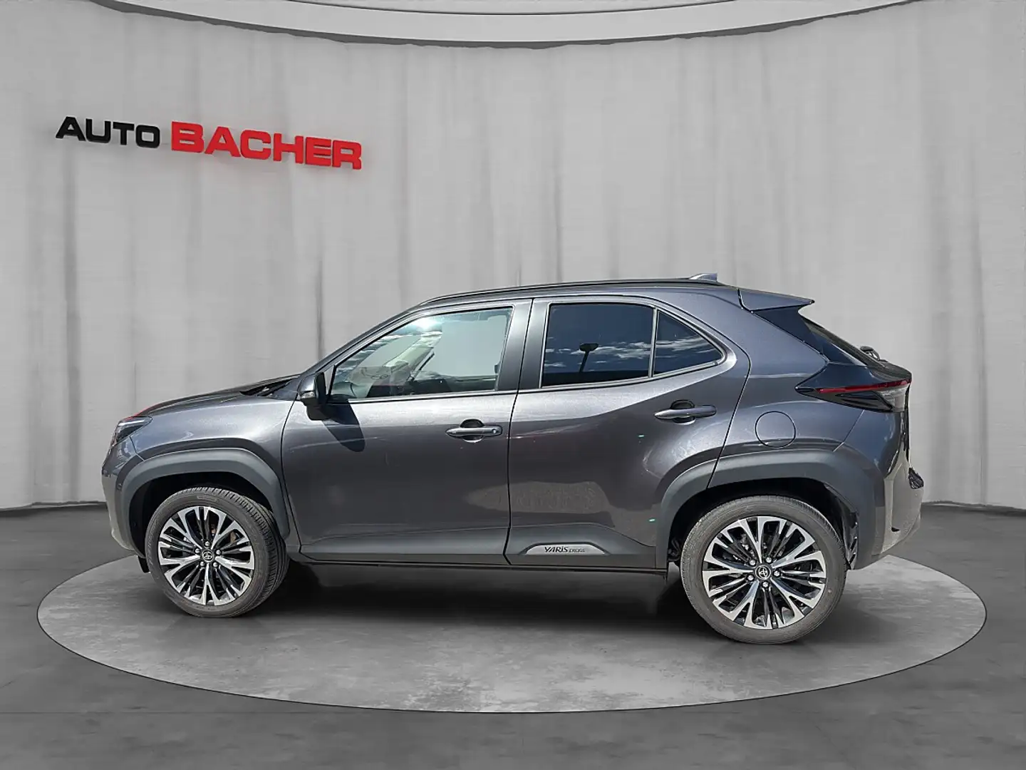 Toyota Yaris Cross 1,5 VVT-i Hybrid Elegant Aut. Grau - 2