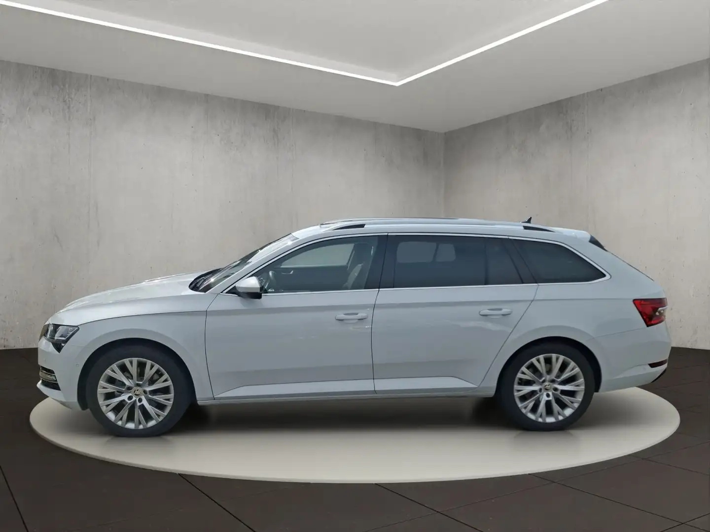 Skoda Superb Combi Style 2,0 TDI 147 kW 7-Gang DSG Weiß - 2