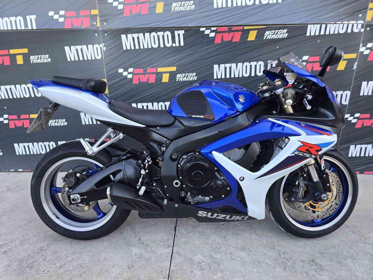 Suzuki GSX-R 600 K7 30 Foto e Video 360