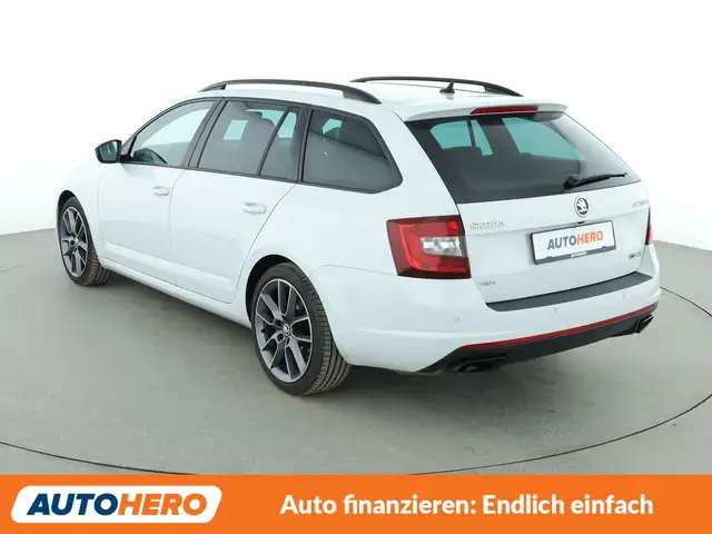Skoda Octavia view 4