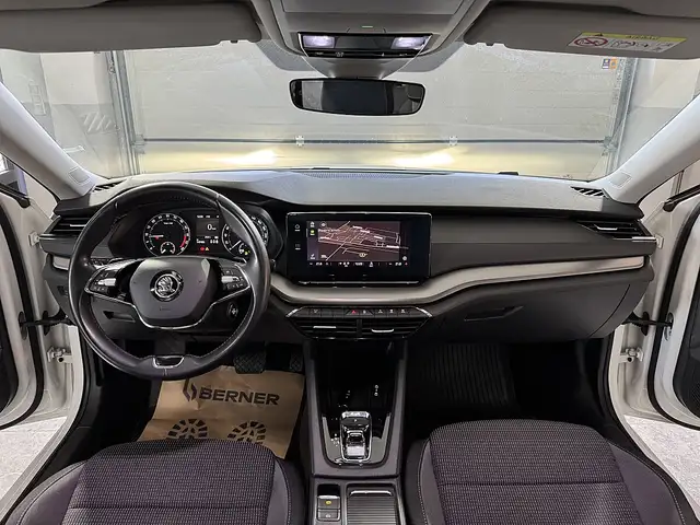 Skoda Octavia view 12