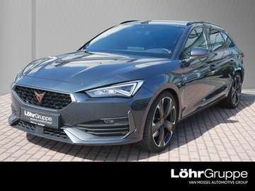 Sportstourer VZ 2.0 TSI 19" Navi+VC ACC LED PDC...