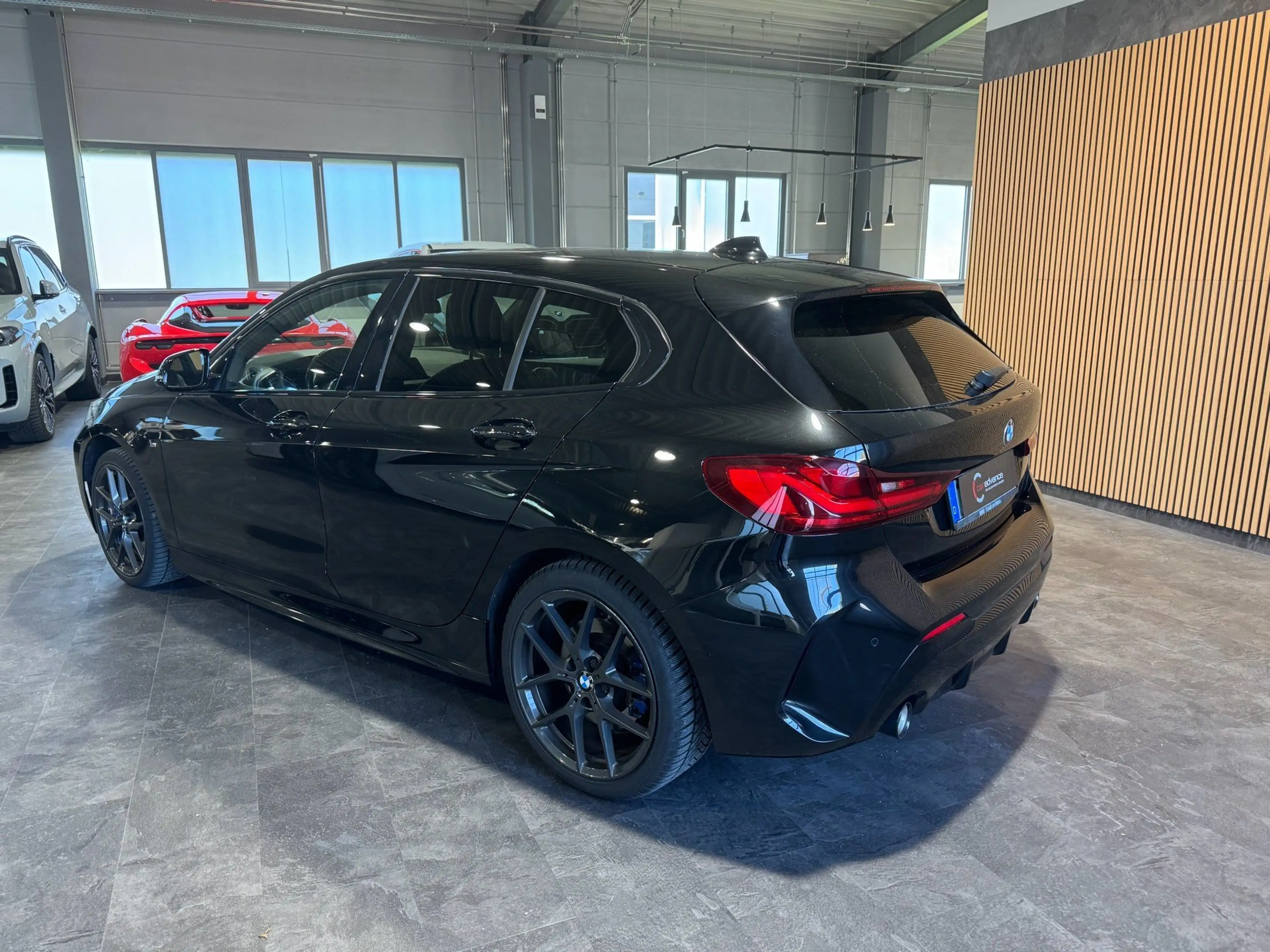 BMW 120 d xDrive M Sport A — photo 5