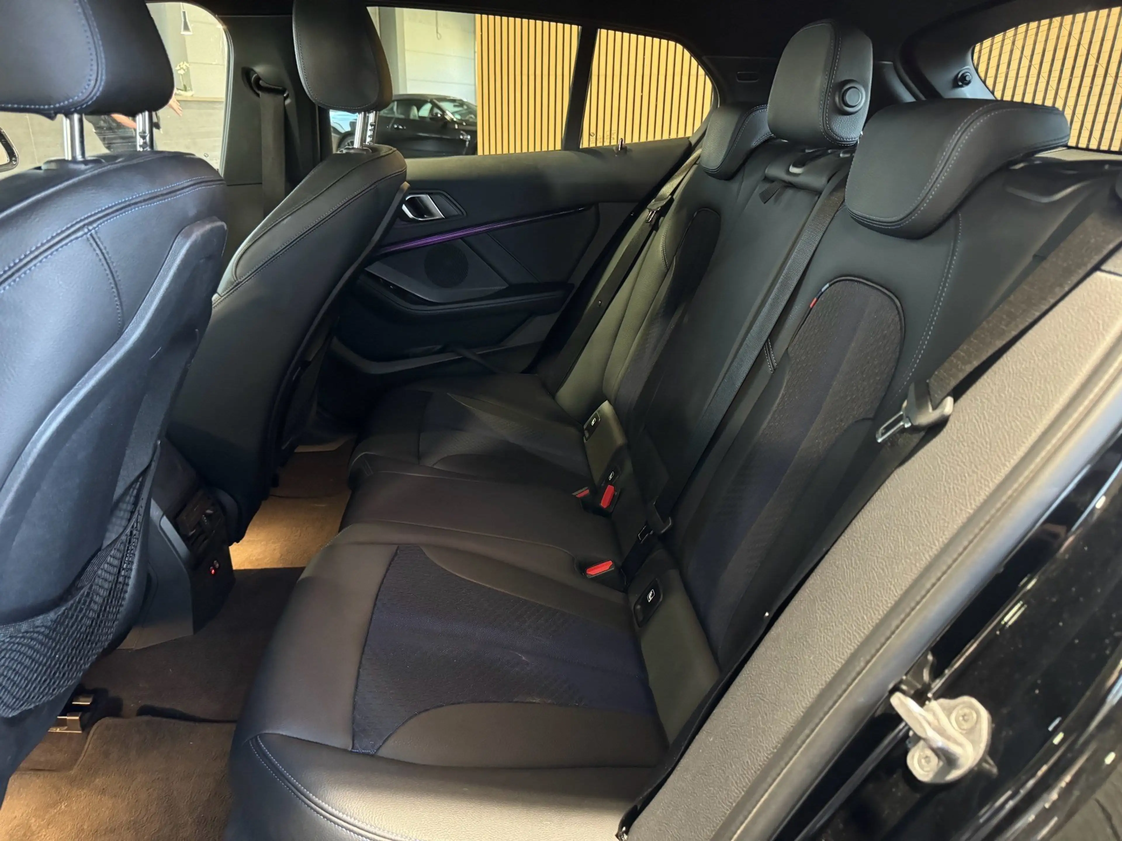 BMW 120 d xDrive M Sport A — photo 13