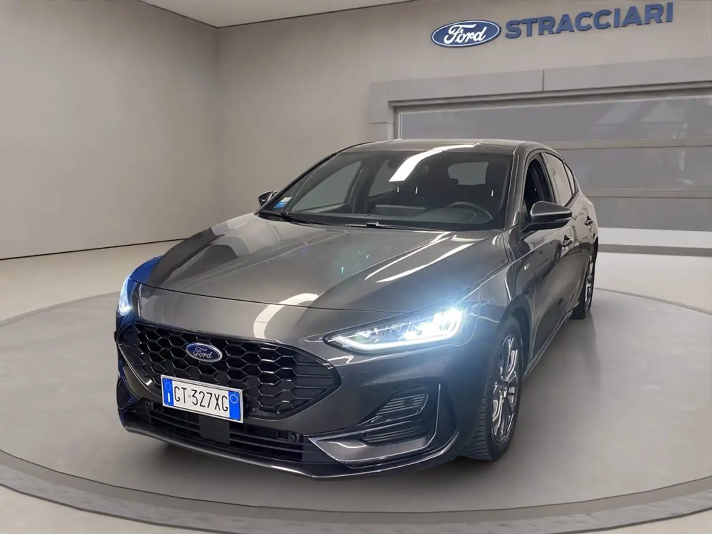 Ford Focus 1.5 ecoblue ST-Line 115cv auto Grijs - 1