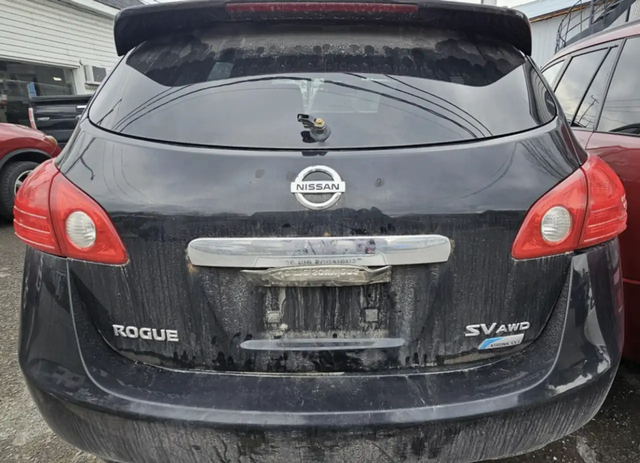 Nissan Rogue снимка Nissan Rogue
