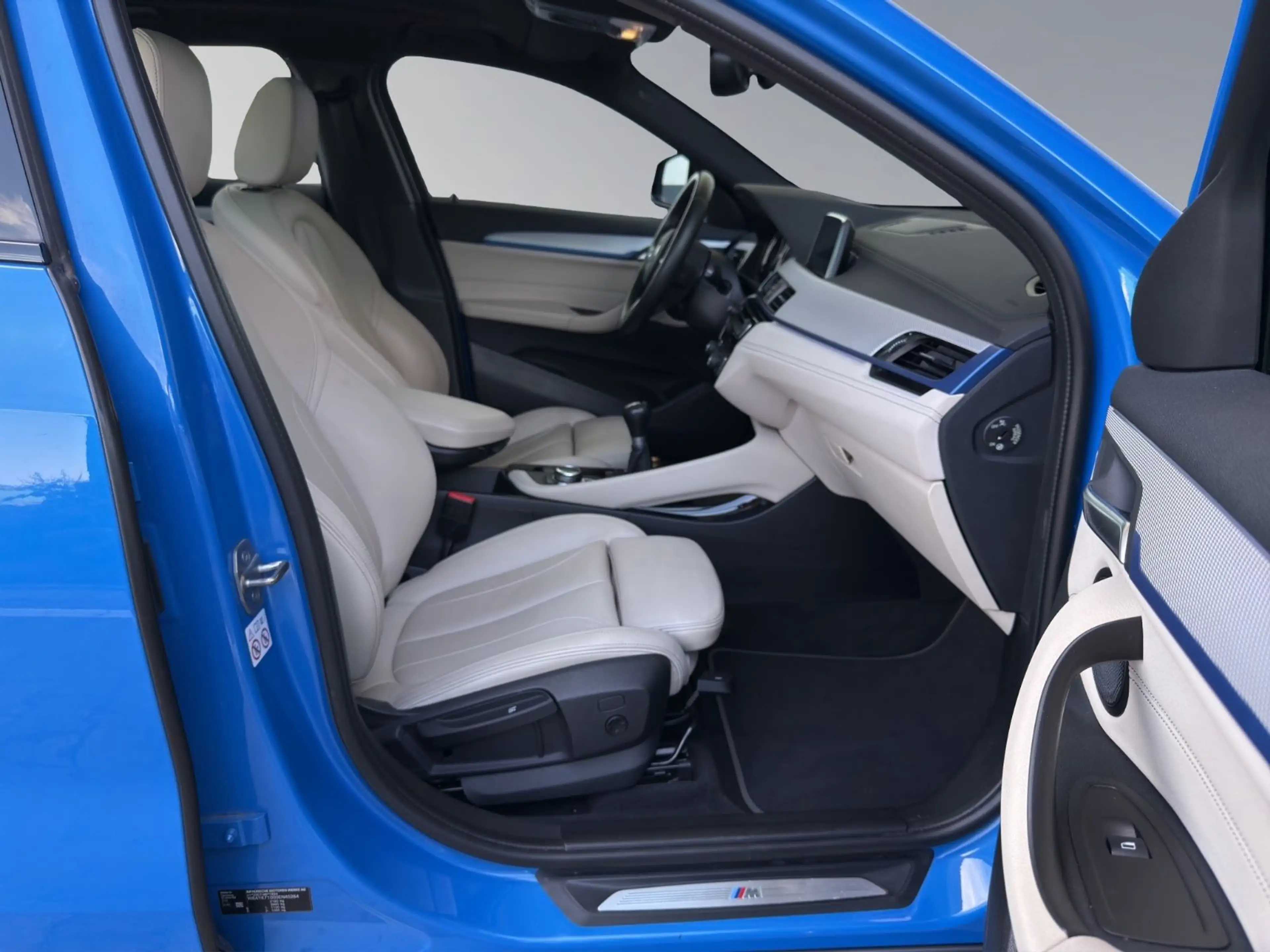 BMW X2 xDrive 18 d M Sport PANO LEDER NAV LED 1.HAND — photo 15
