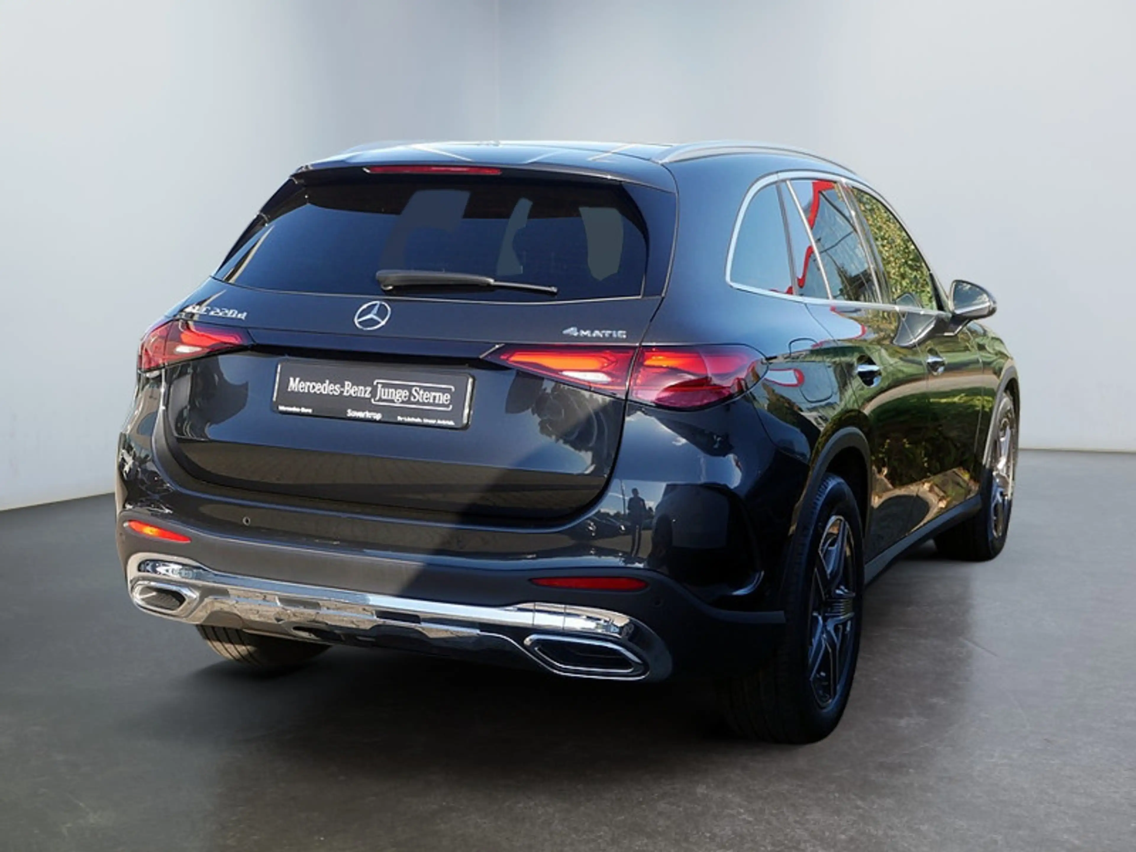 Mercedes-Benz GLC 220 d 4M AMG MEMO 360 AHK DISTR KAMERA SPUR — photo 6