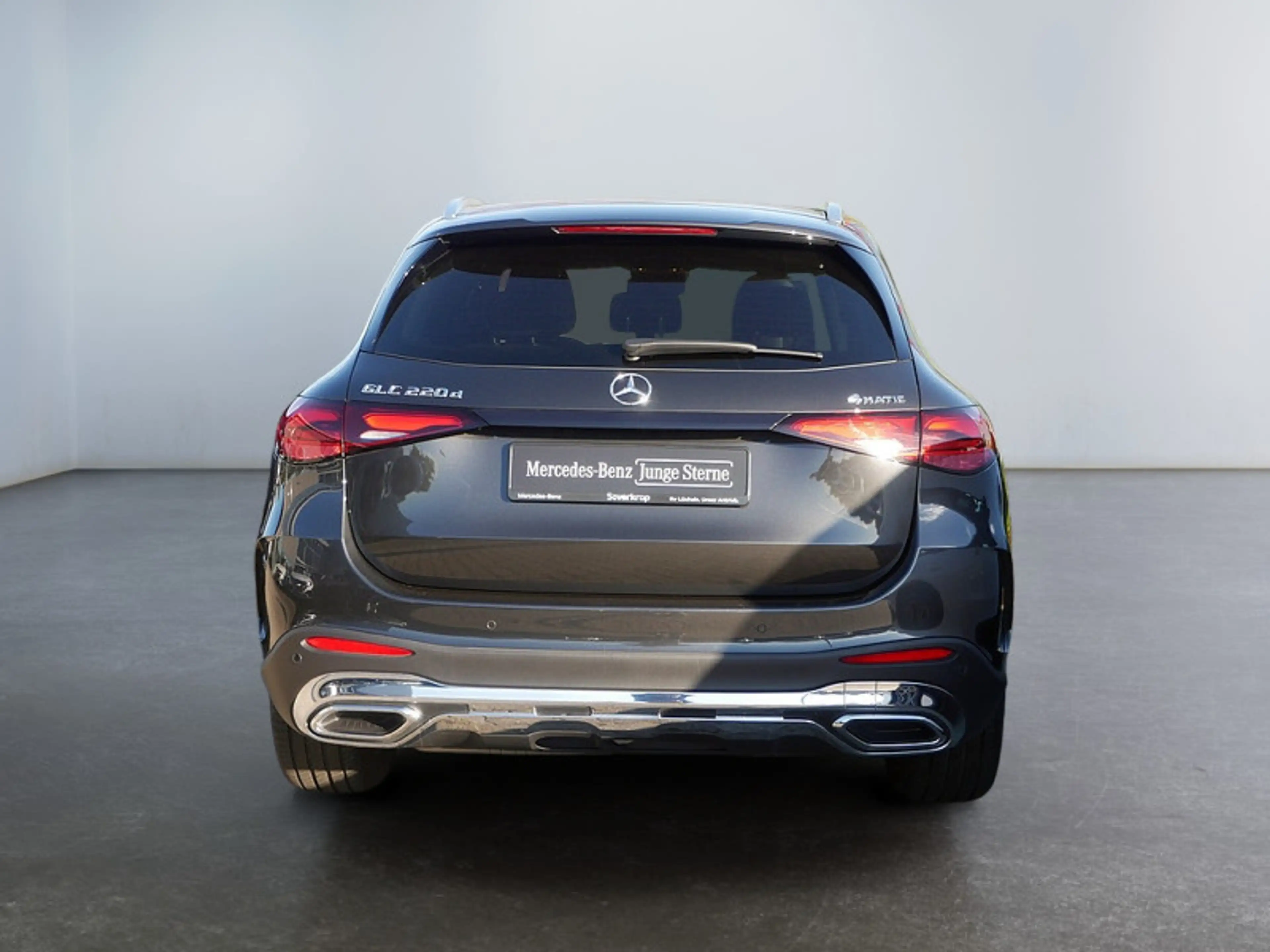 Mercedes-Benz GLC 220 d 4M AMG MEMO 360 AHK DISTR KAMERA SPUR — photo 7
