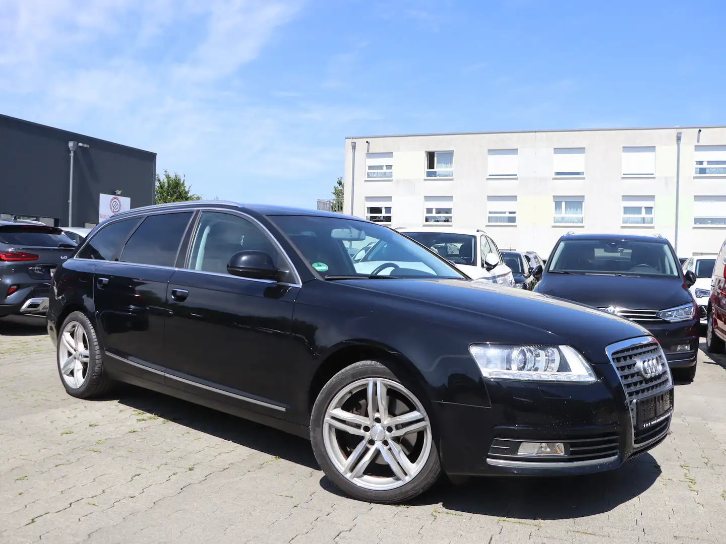 Audi A6 Avant 2.0 TDI BUSINESS / BI-XENON / NAVI-MMI Schwarz - 2