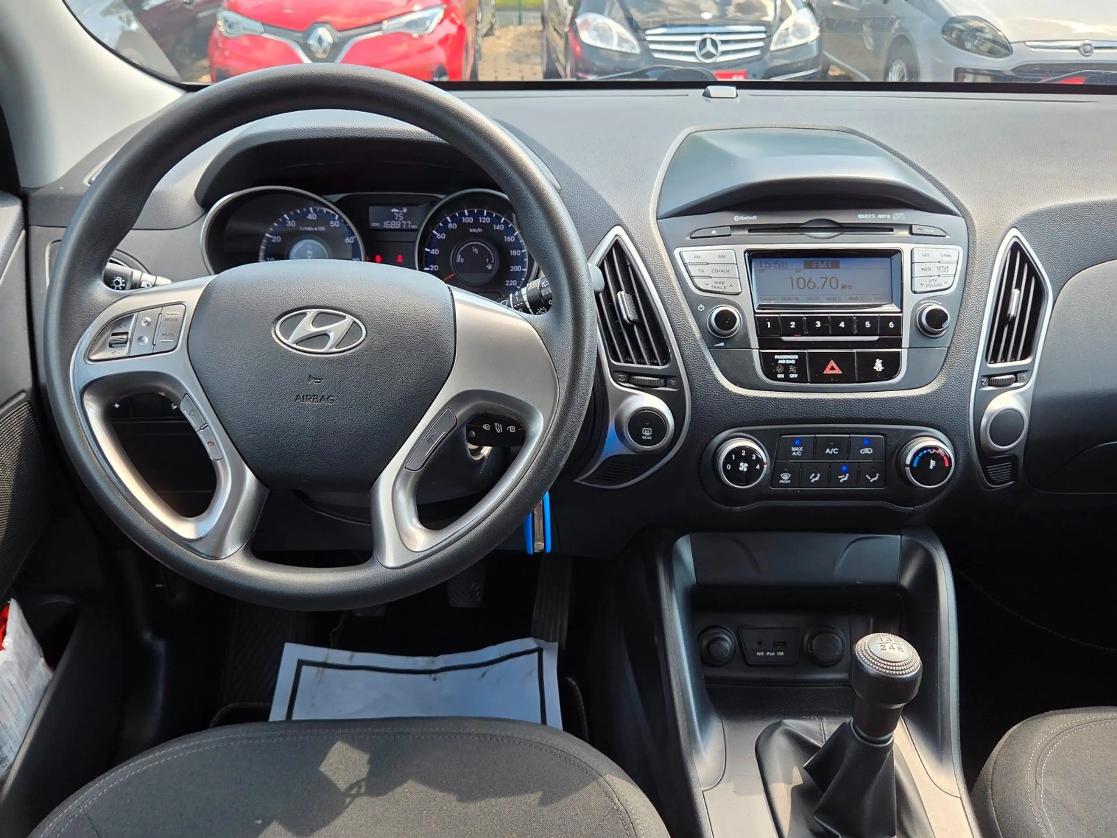 Hyundai iX35 2.0 Comfort 2WD*AHK*02/2028*KLIMA*ALLWETTER — photo 18