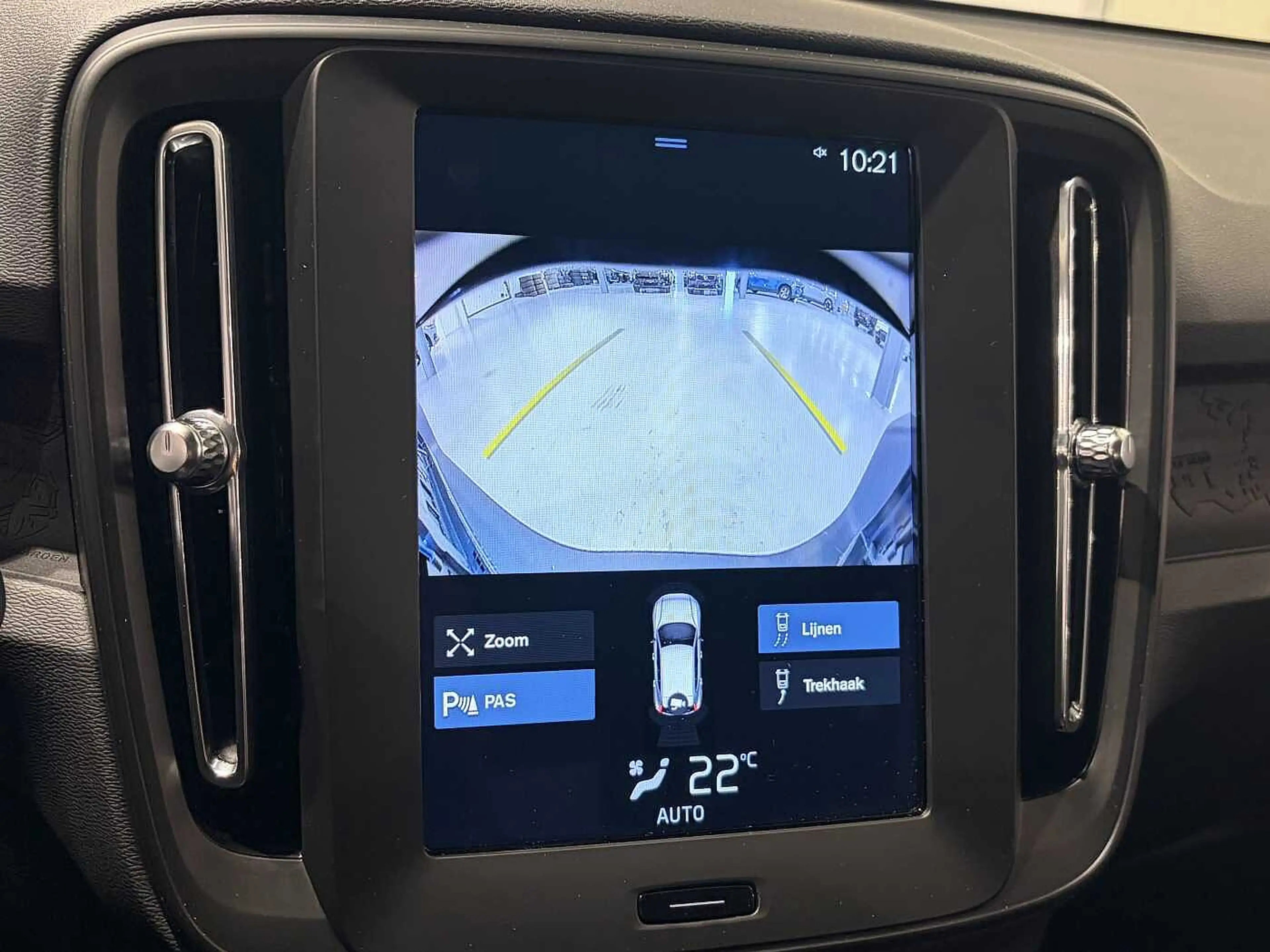 Volvo XC40 T2 Automaat Micro hybrid — photo 10