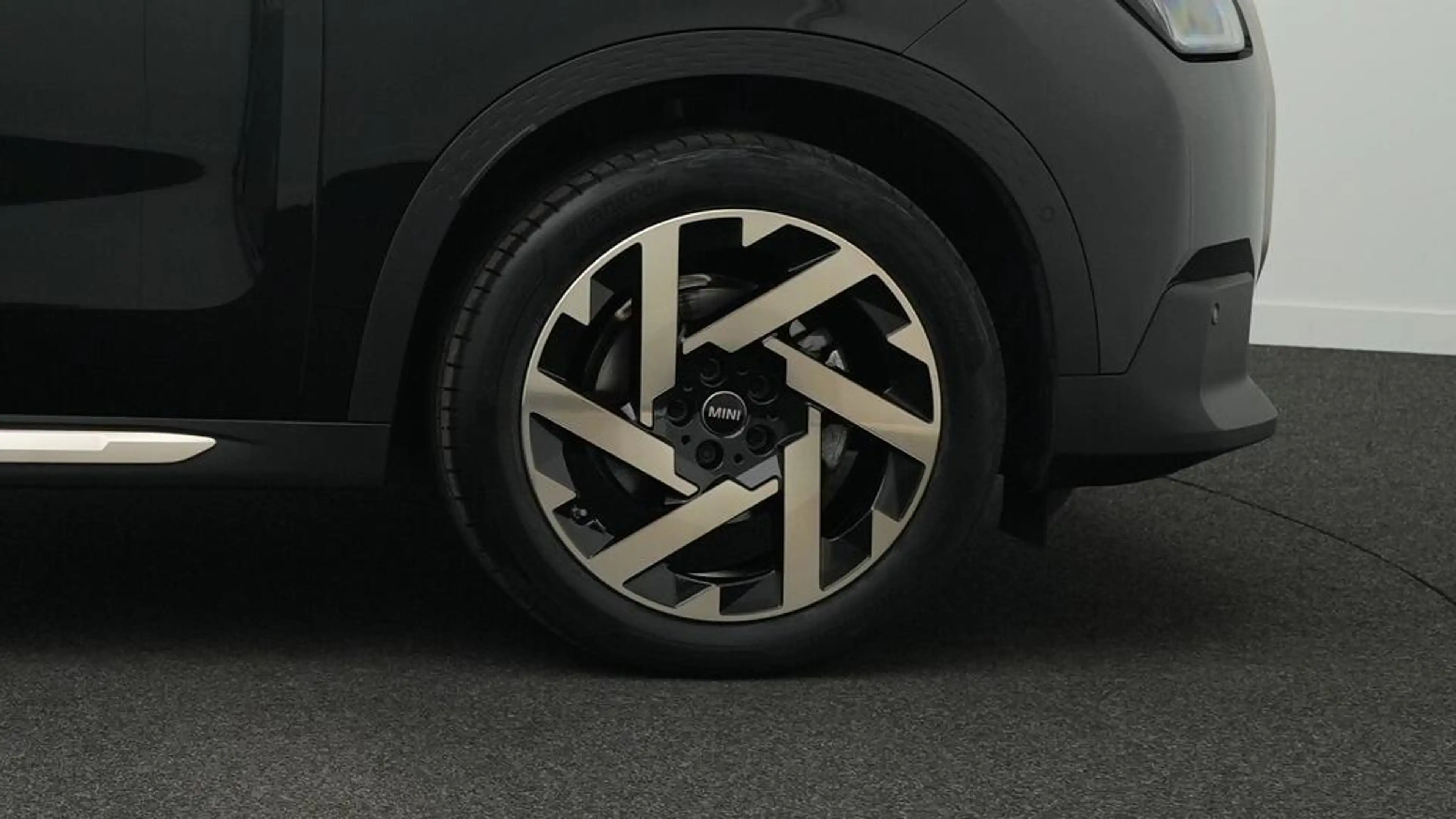 MINI Countryman D Favoured Trim — photo 9