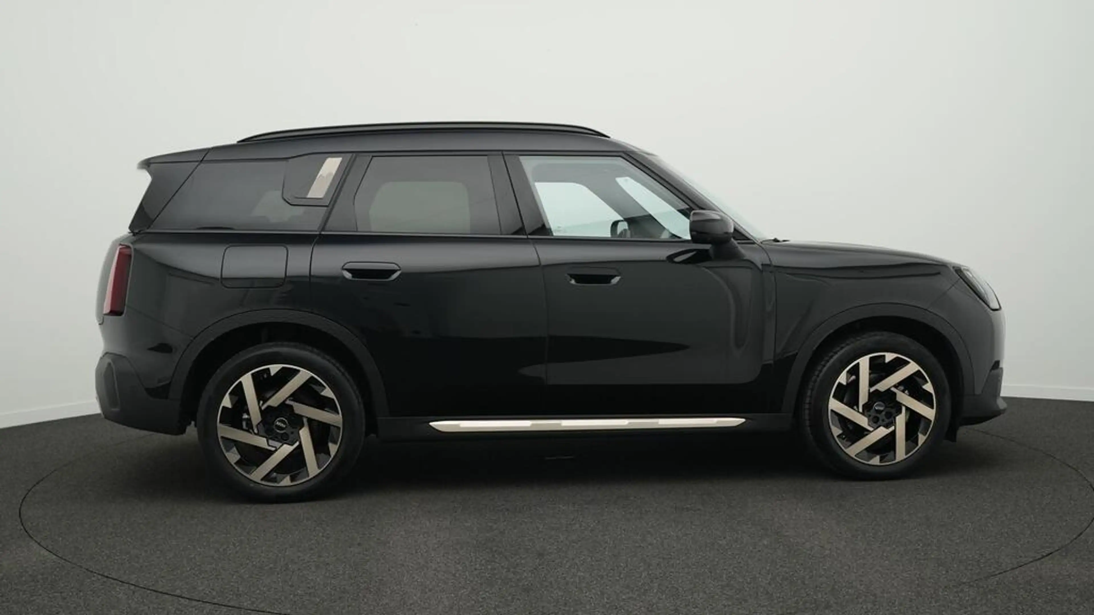MINI Countryman D Favoured Trim — photo 3