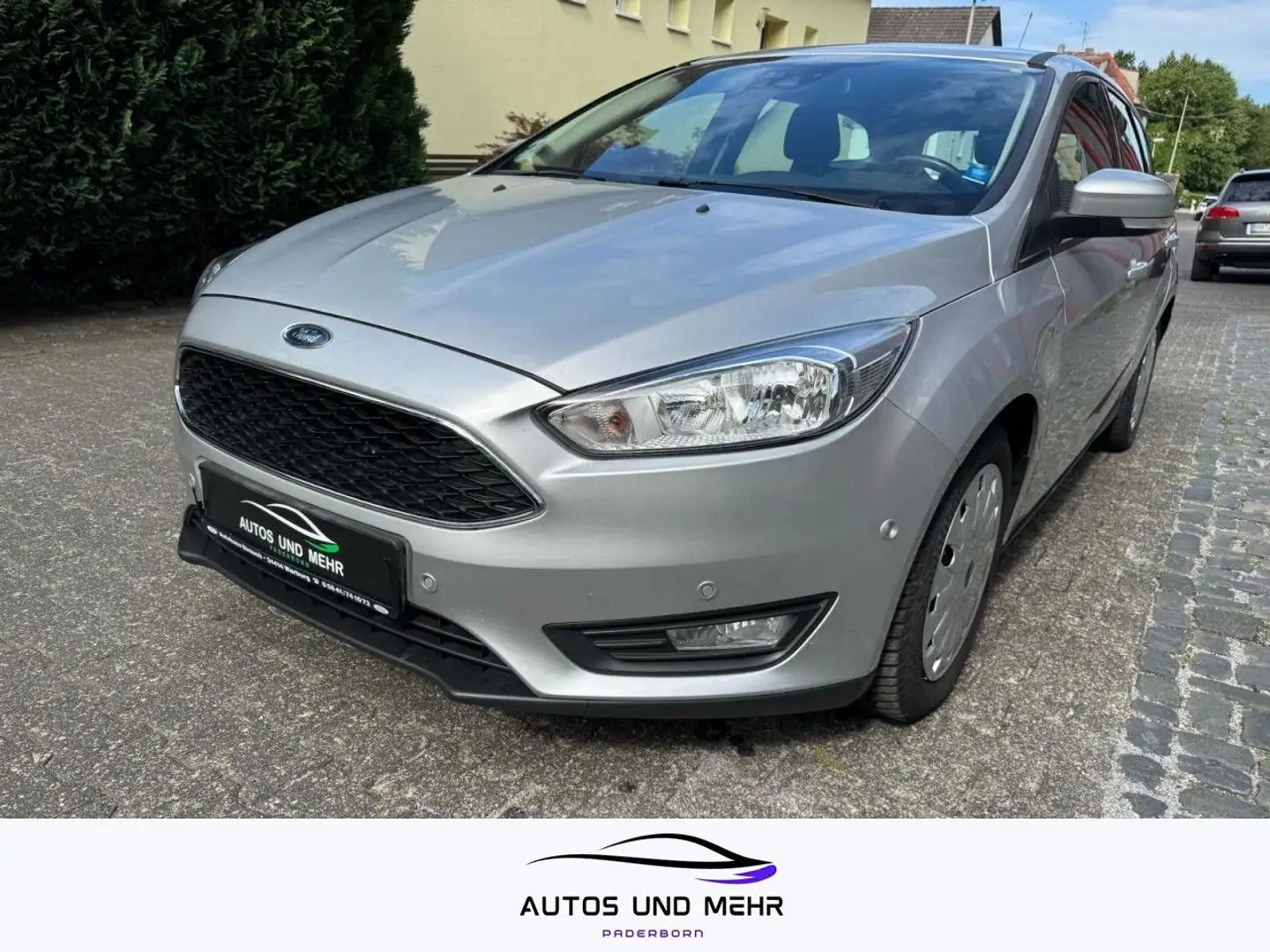 Ford Focus Turnier Trend Klima Navi Einparkhilfe Silber - 1