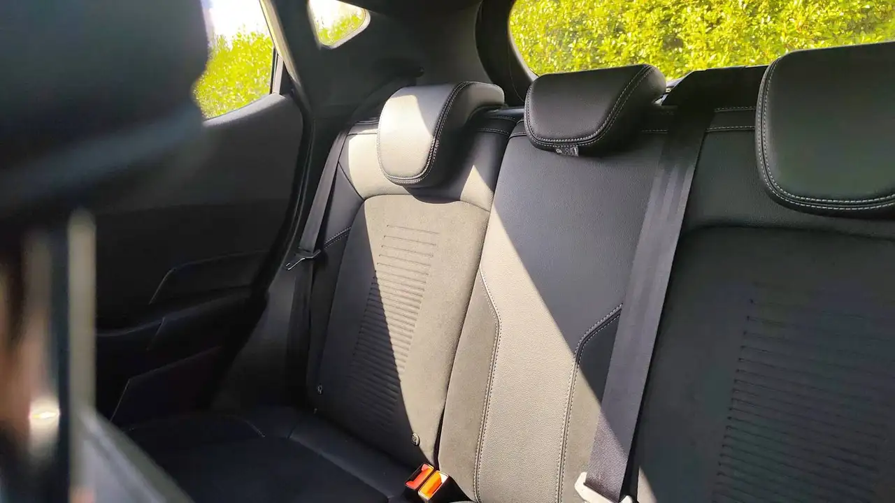 Ford Fiesta ST — photo 9