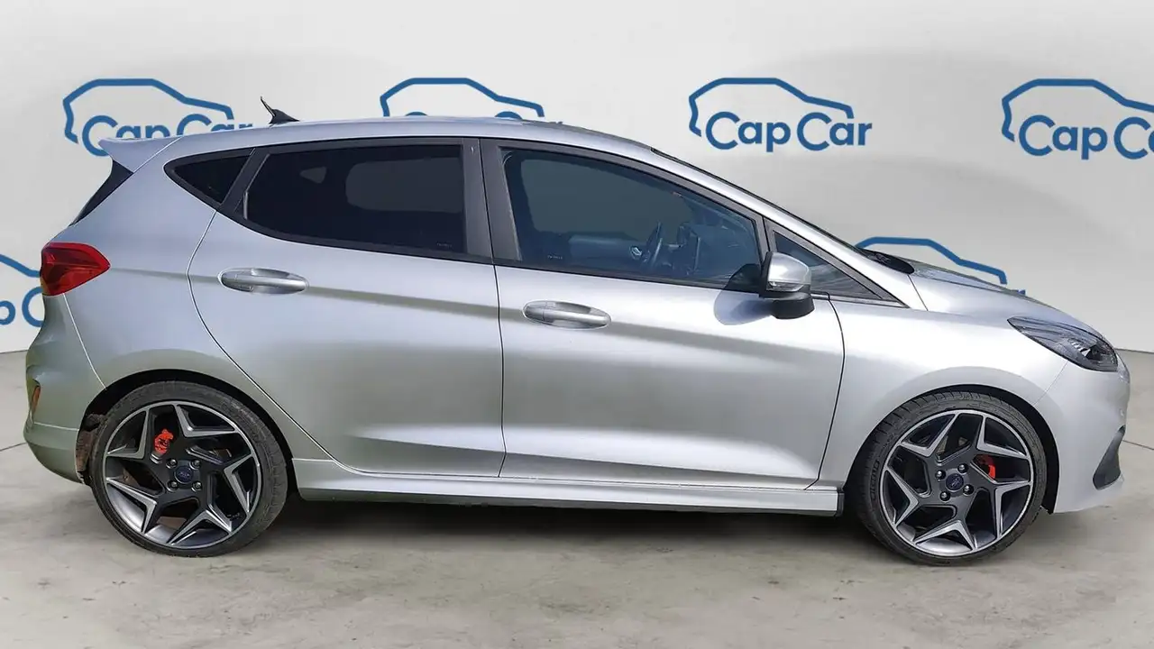 Ford Fiesta ST — photo 4