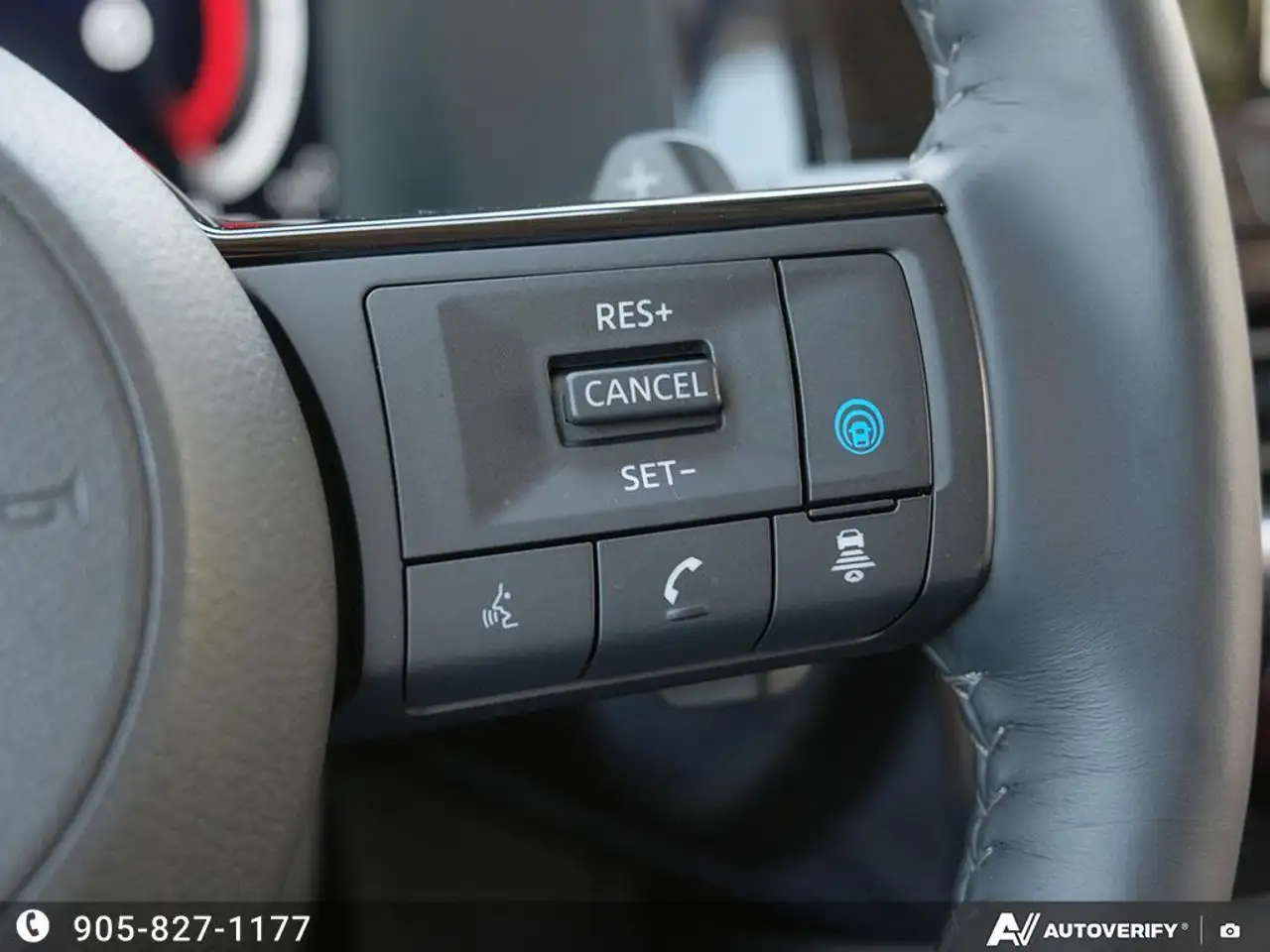 Nissan Pathfinder снимка Nissan Pathfinder