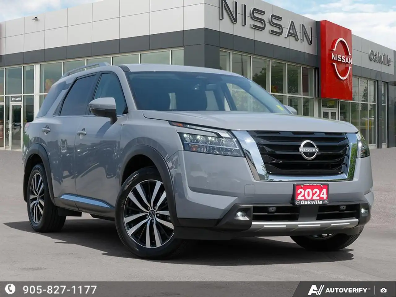 Nissan Pathfinder снимка Nissan Pathfinder