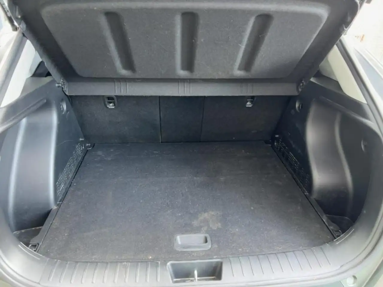 Hyundai Kona 1.6 T-GDI Feel 6MT, миниатюра 16