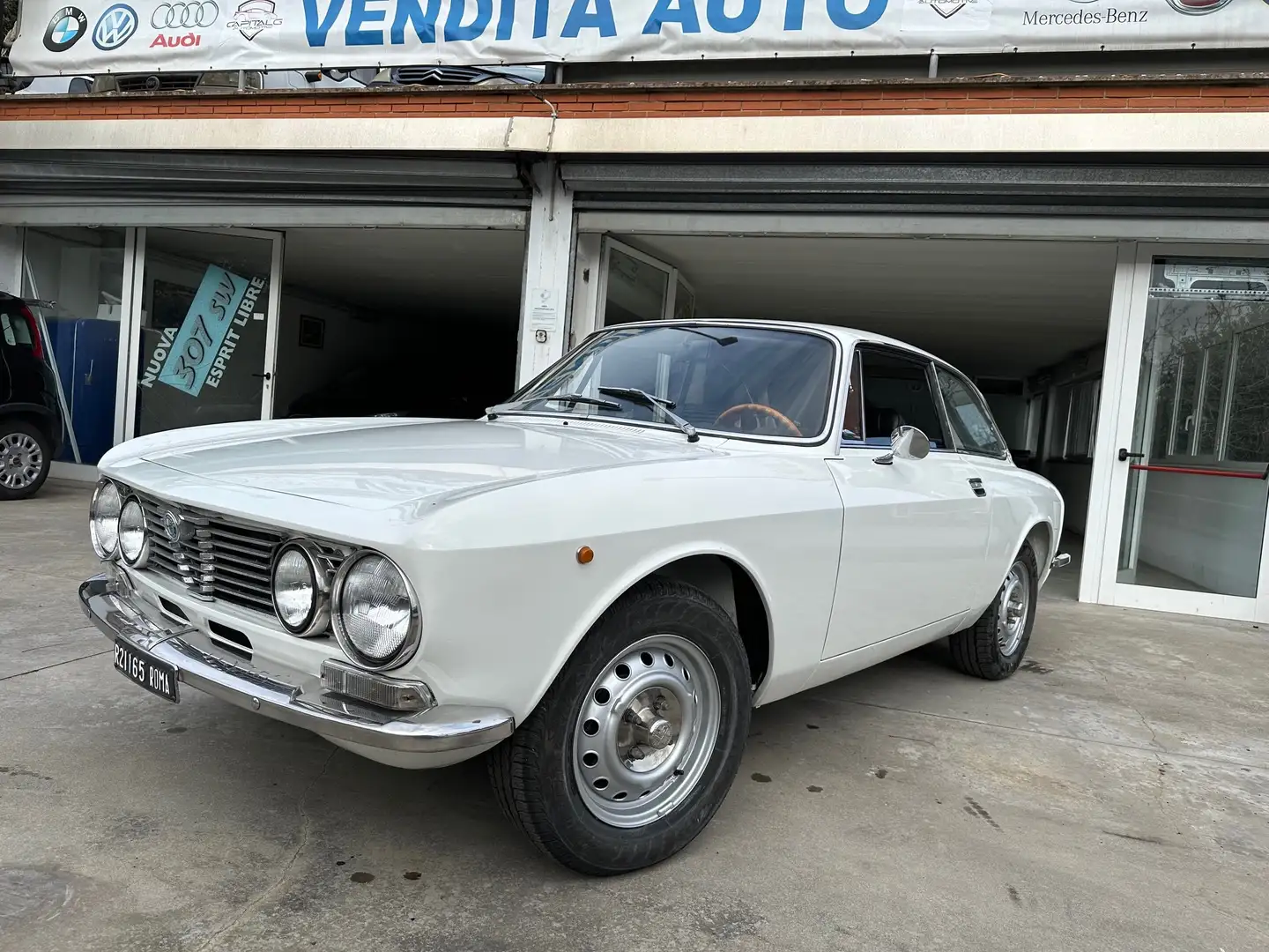 Alfa Romeo GT JUNIOR 1300 ASI RESTAURATA TARGA ORIGINALE bijela - 2