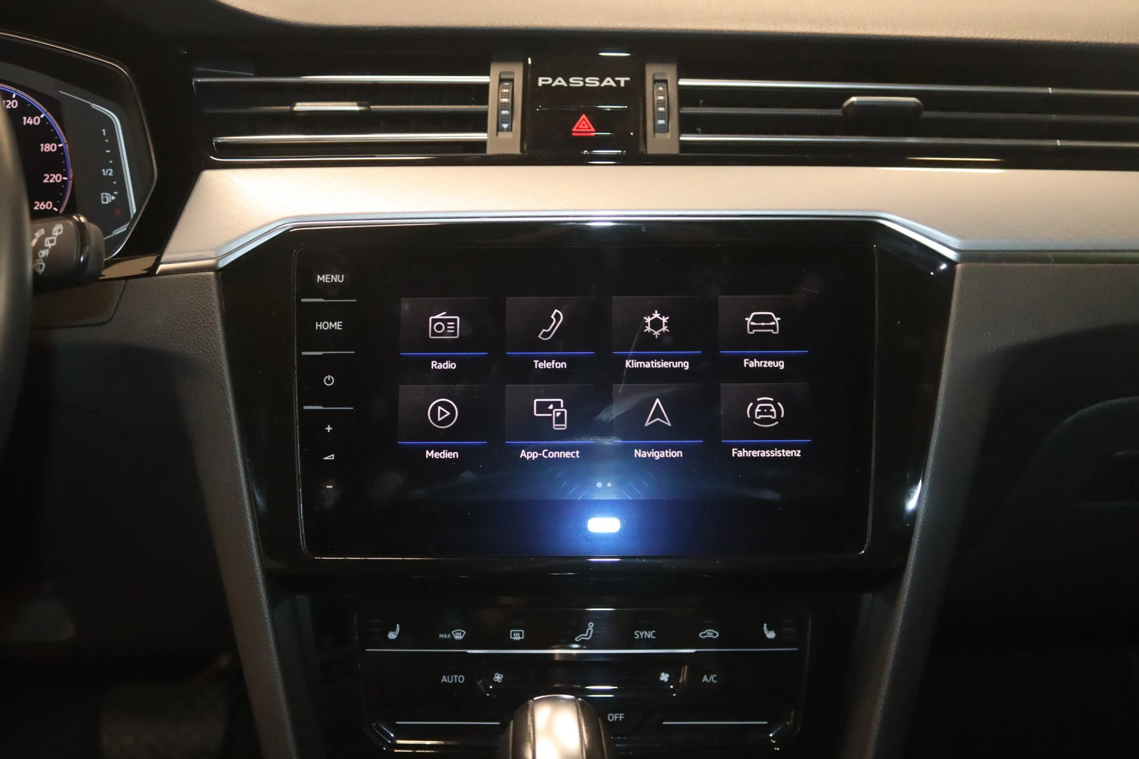 Volkswagen Passat 2.0 TDI R-Line 4M.-VIRT.-NAV-IQ-H K-AHK- — photo 7
