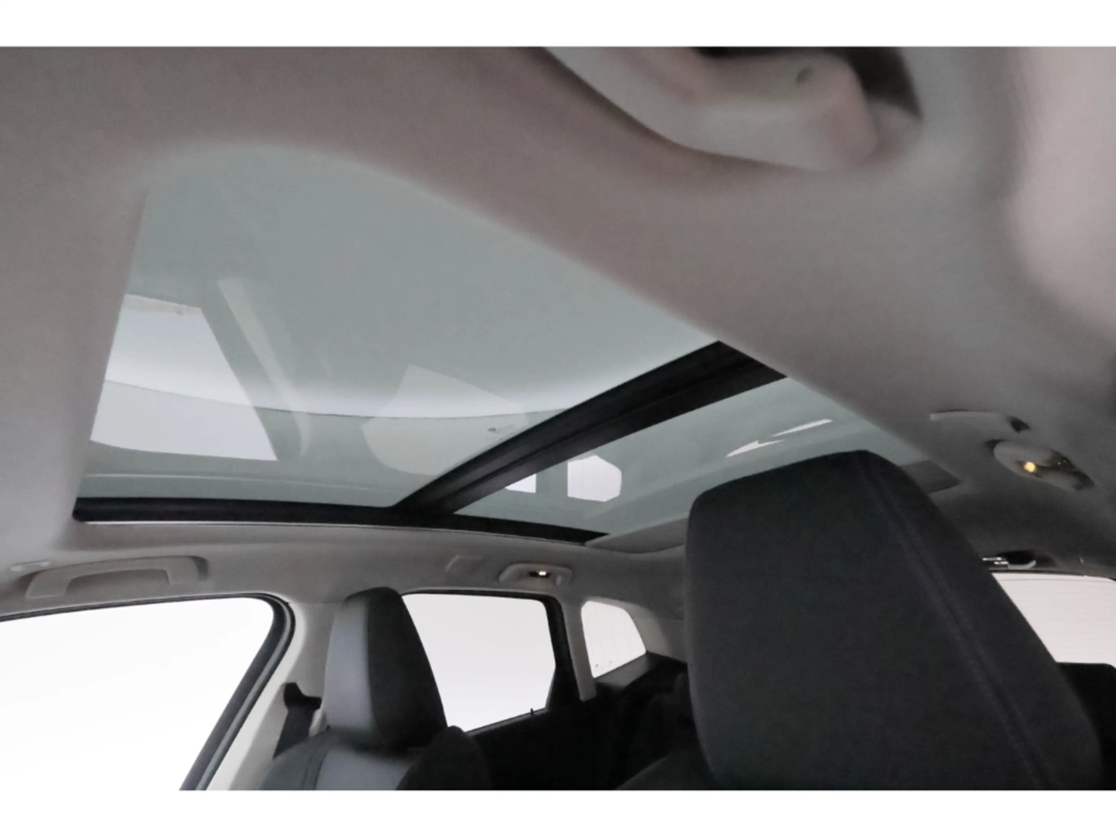 BMW 220 Active Tourer Steptronic Luxury Line+PANO — photo 20