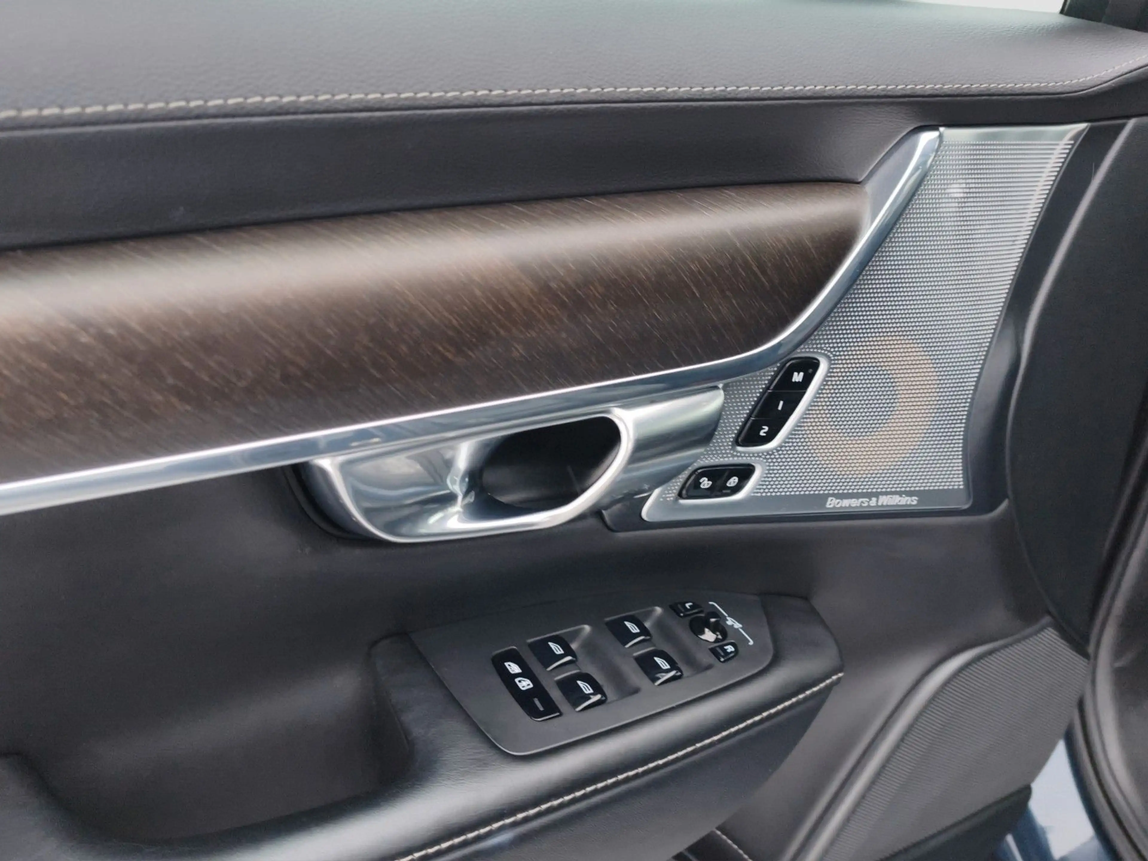 Volvo V90 Cross Country V90 D5 Cross Country Pro AWD — photo 13