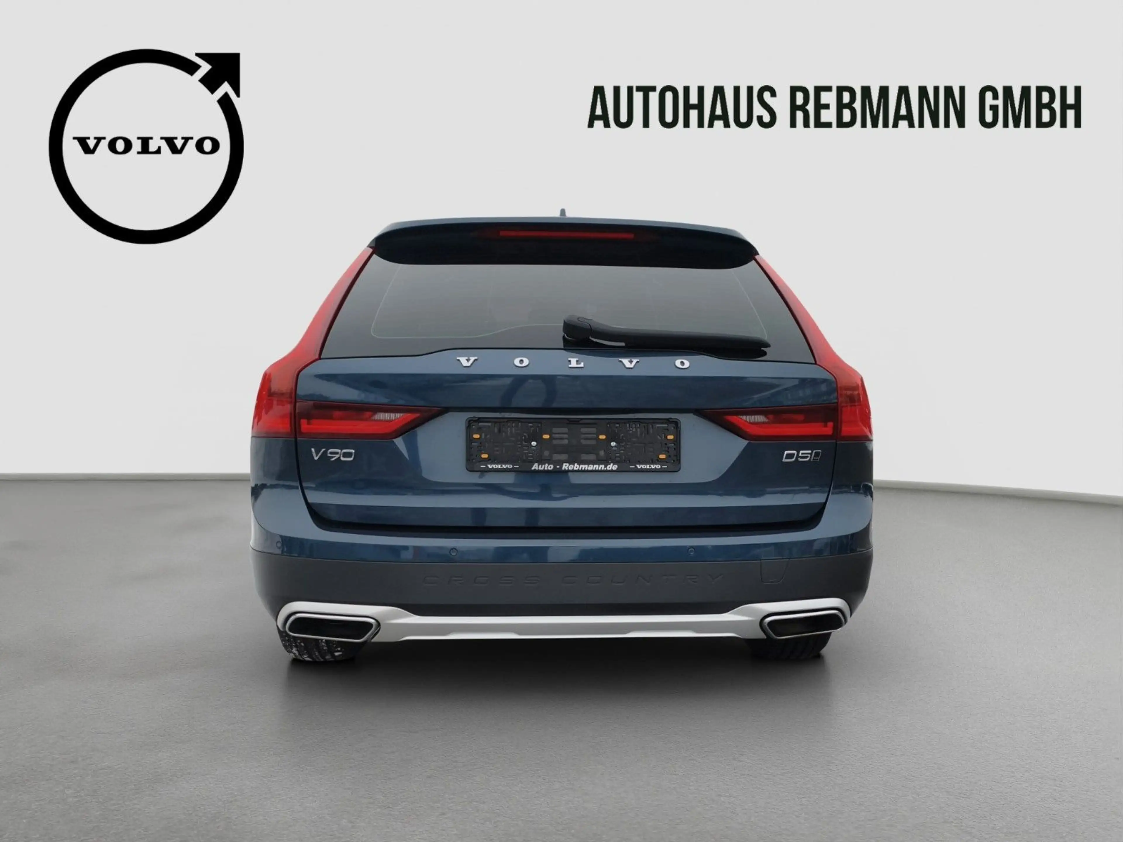 Volvo V90 Cross Country V90 D5 Cross Country Pro AWD — photo 5