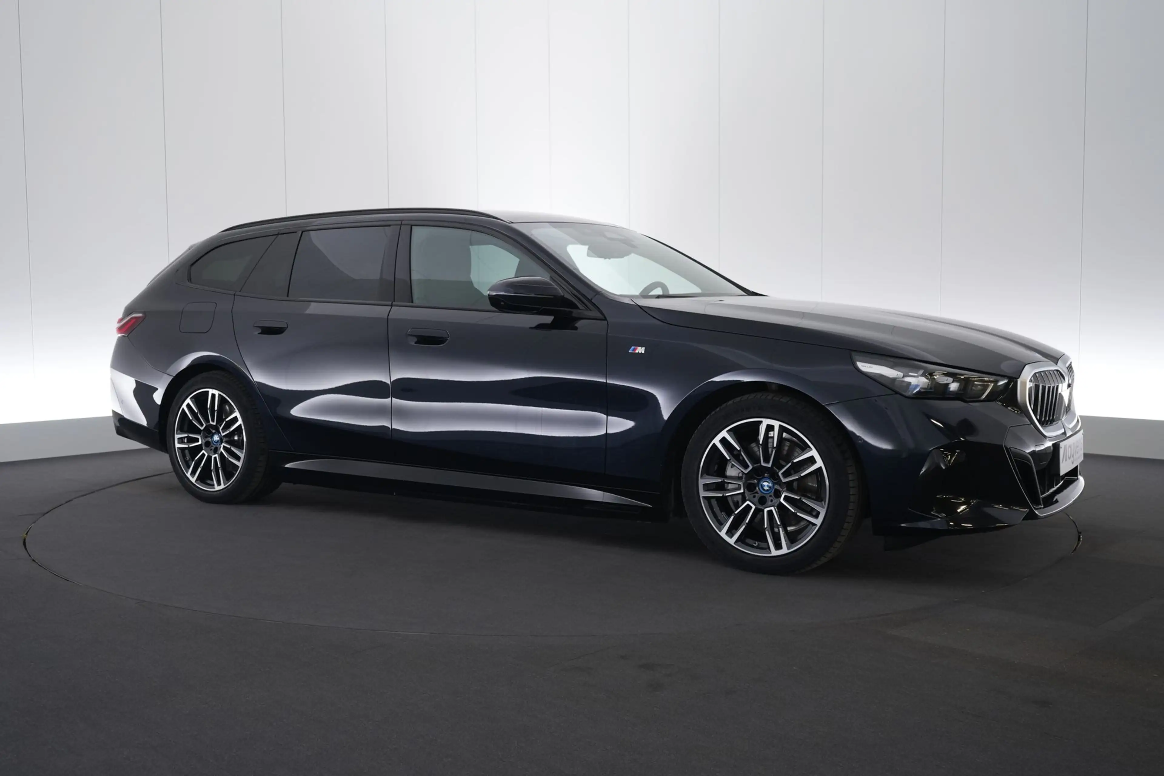 BMW i5 eDrive40 M-Sport LEDER/CUIR LED GPS PDC 360°CAM Pa — photo 4