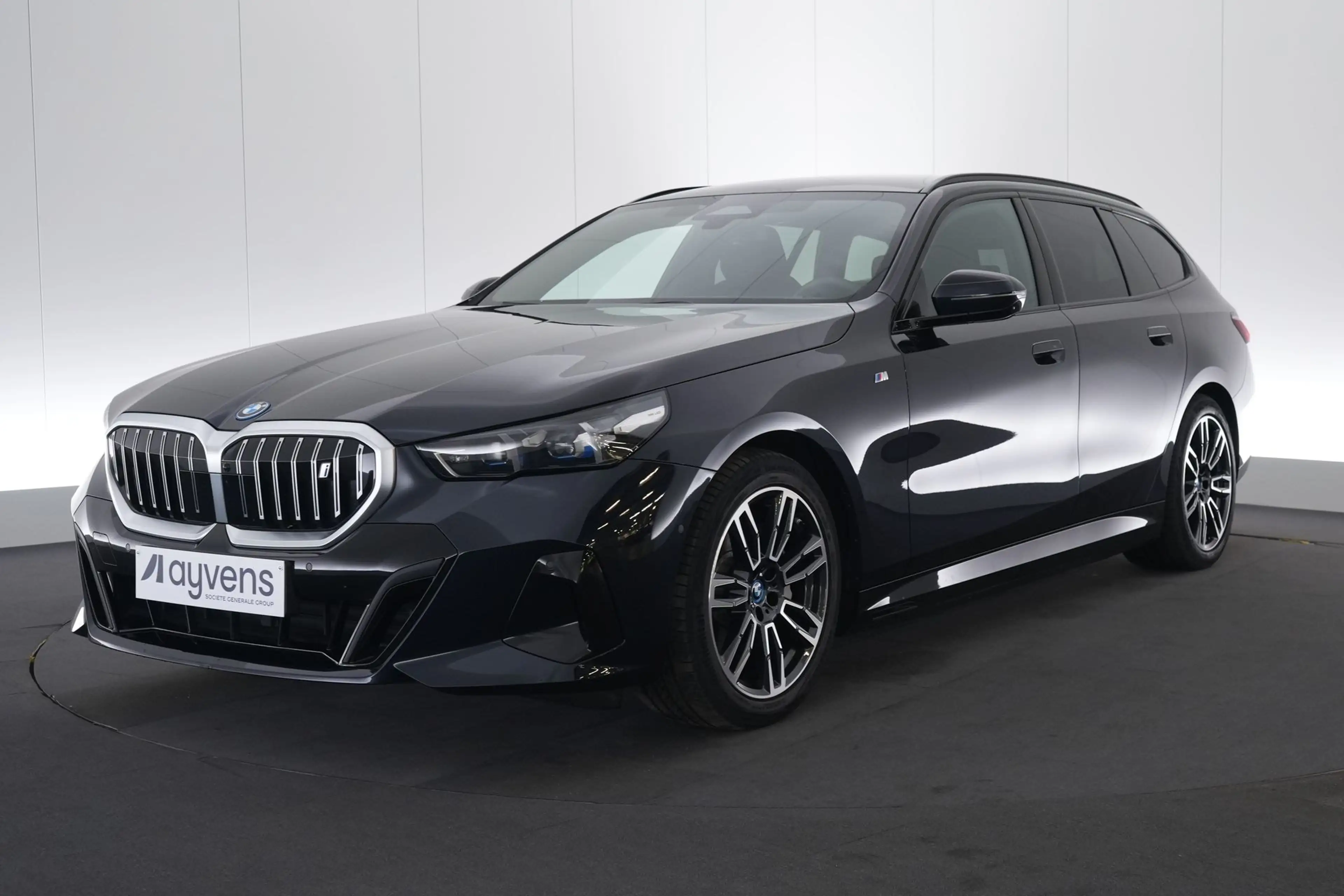 BMW i5 eDrive40 M-Sport LEDER/CUIR LED GPS PDC 360°CAM Pa
