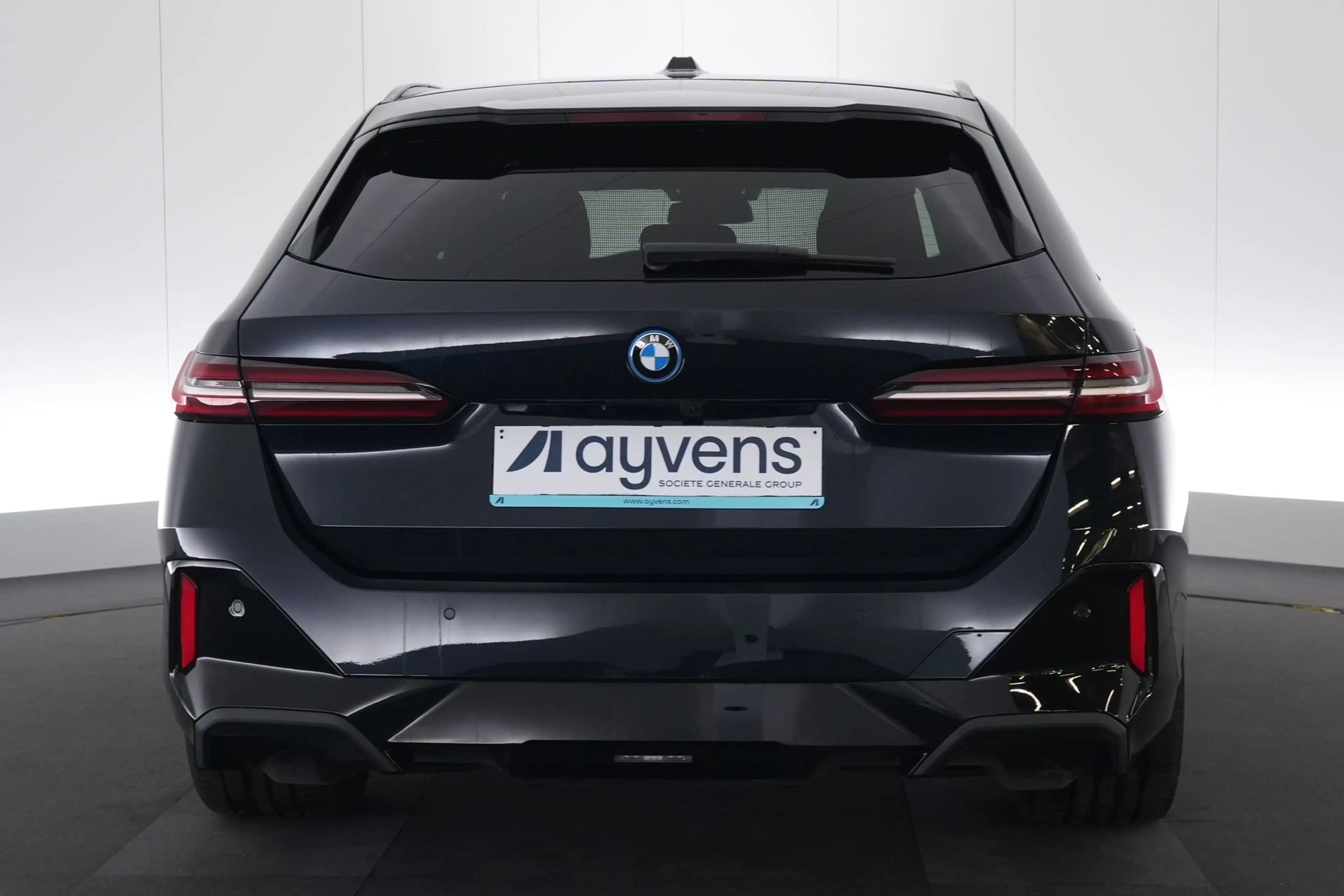 BMW i5 eDrive40 M-Sport LEDER/CUIR LED GPS PDC 360°CAM Pa — photo 8