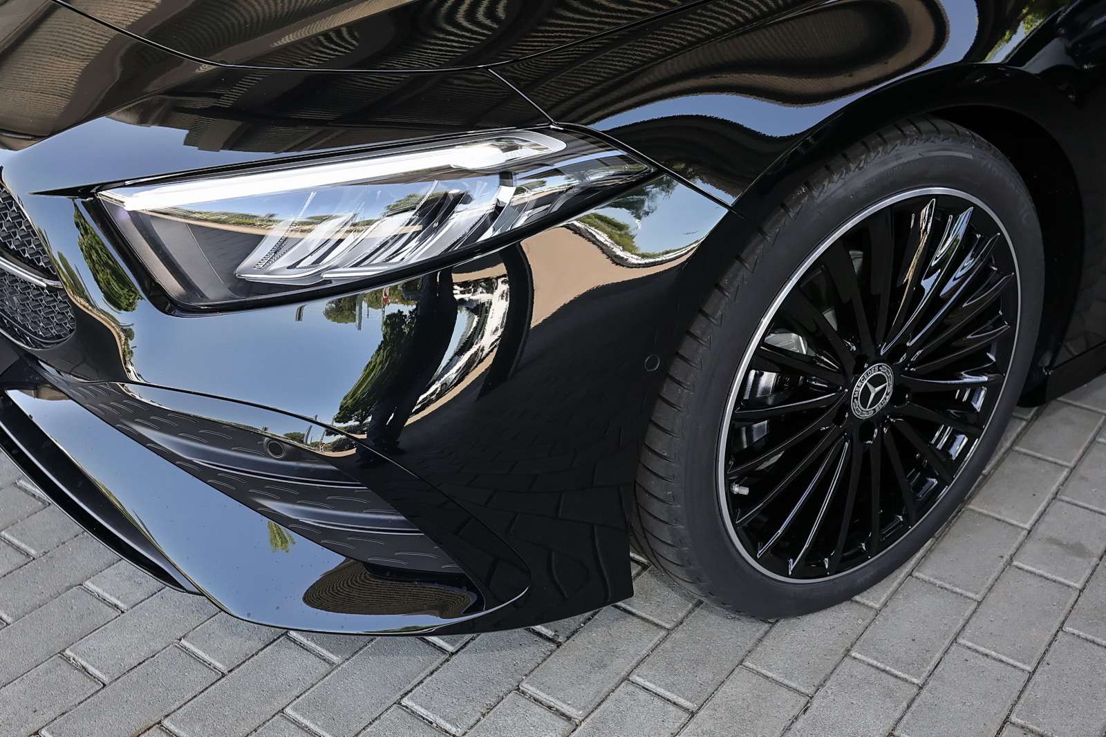 Mercedes-Benz A 200