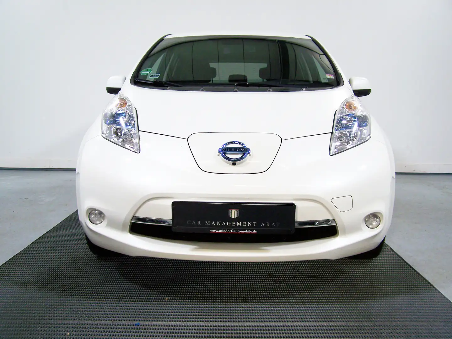 Nissan Leaf 24 kWh Tekna NAVI+BOSE+LEDER+KAM+SITZH+LED Blanc - 2