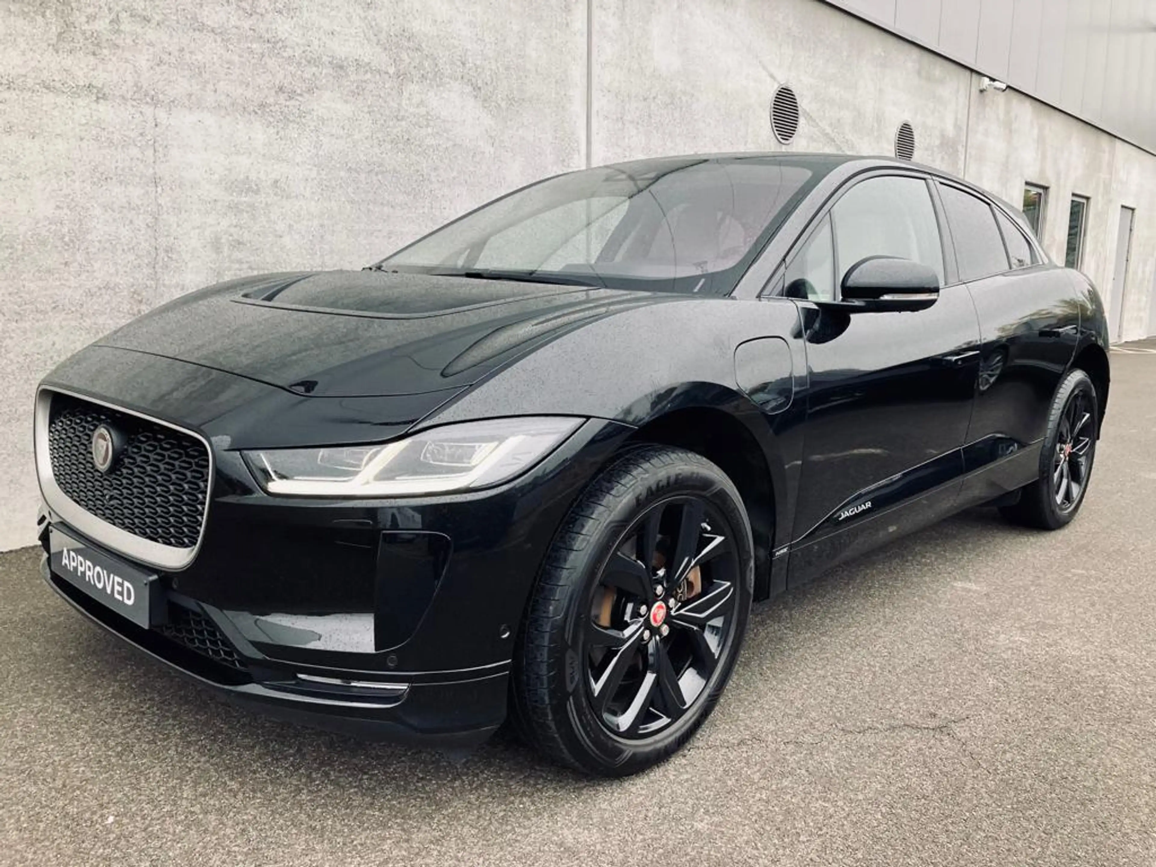 Jaguar I-Pace HSE-Approved 24 mois-disponibl
