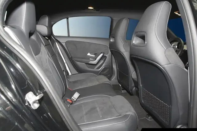 Mercedes-Benz A-Class view 9