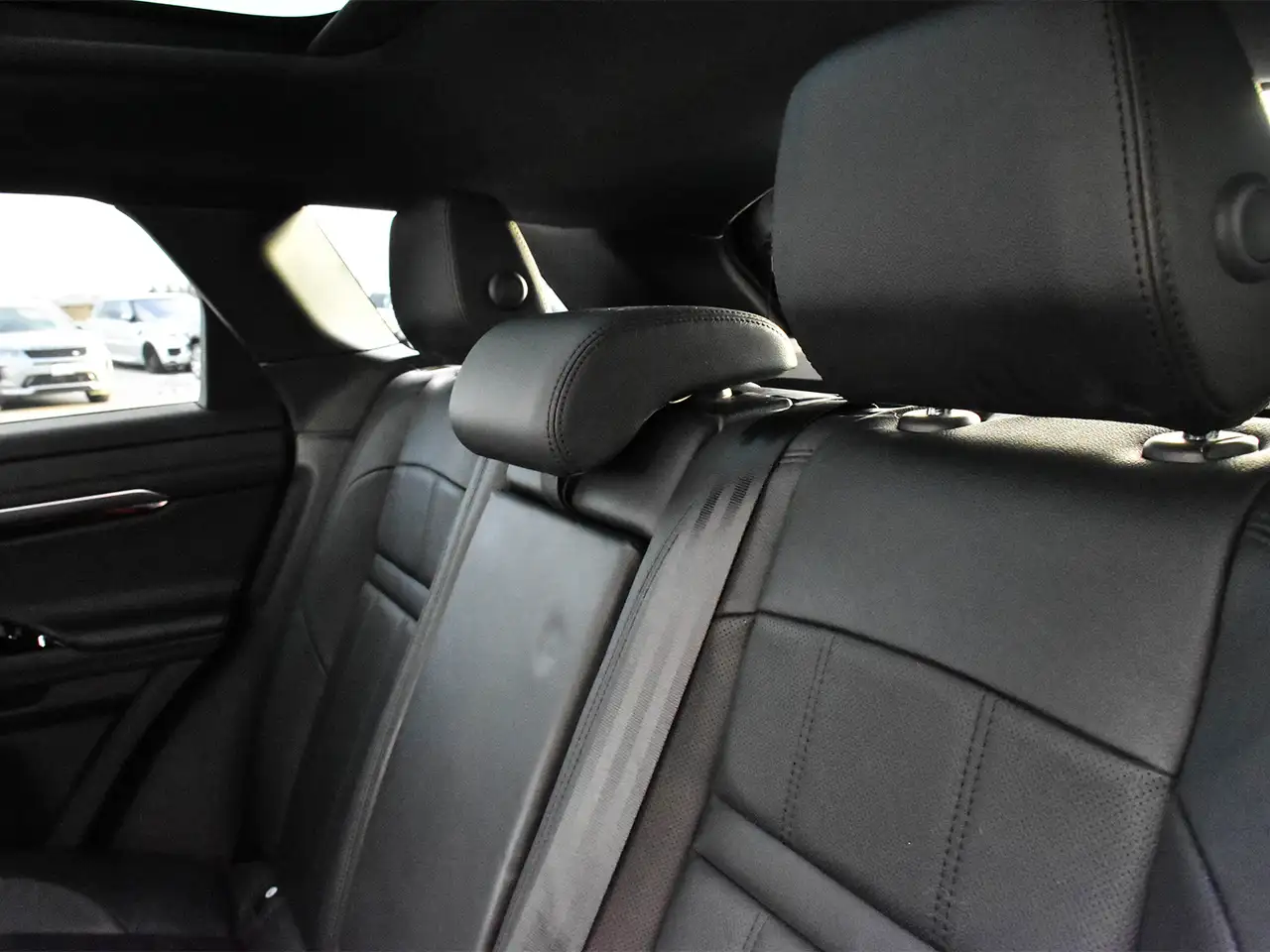 Land Rover Range Rover Evoque снимка Land Rover Range Rover Evoque