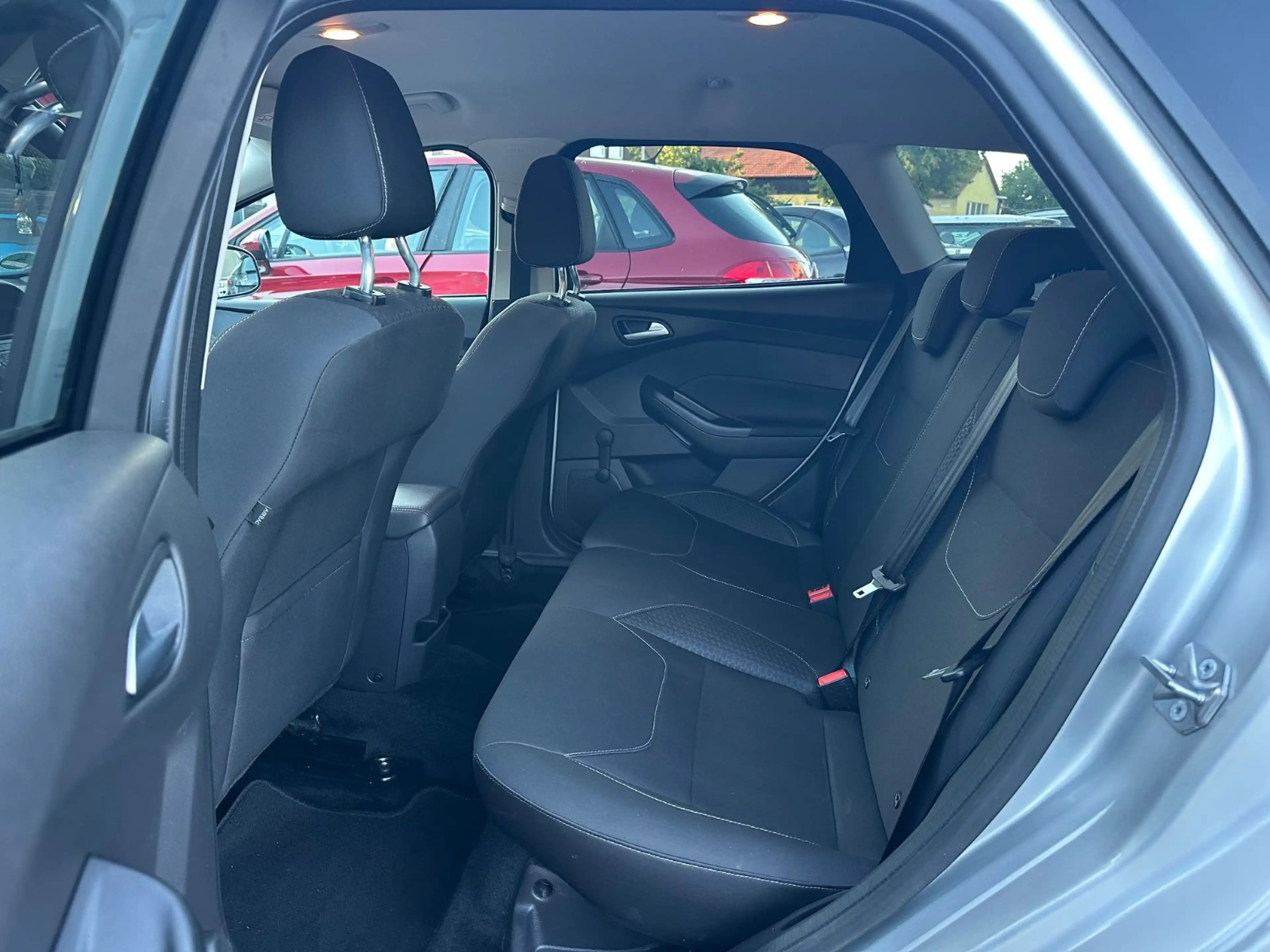 Ford Focus Turnier Sport — photo 8