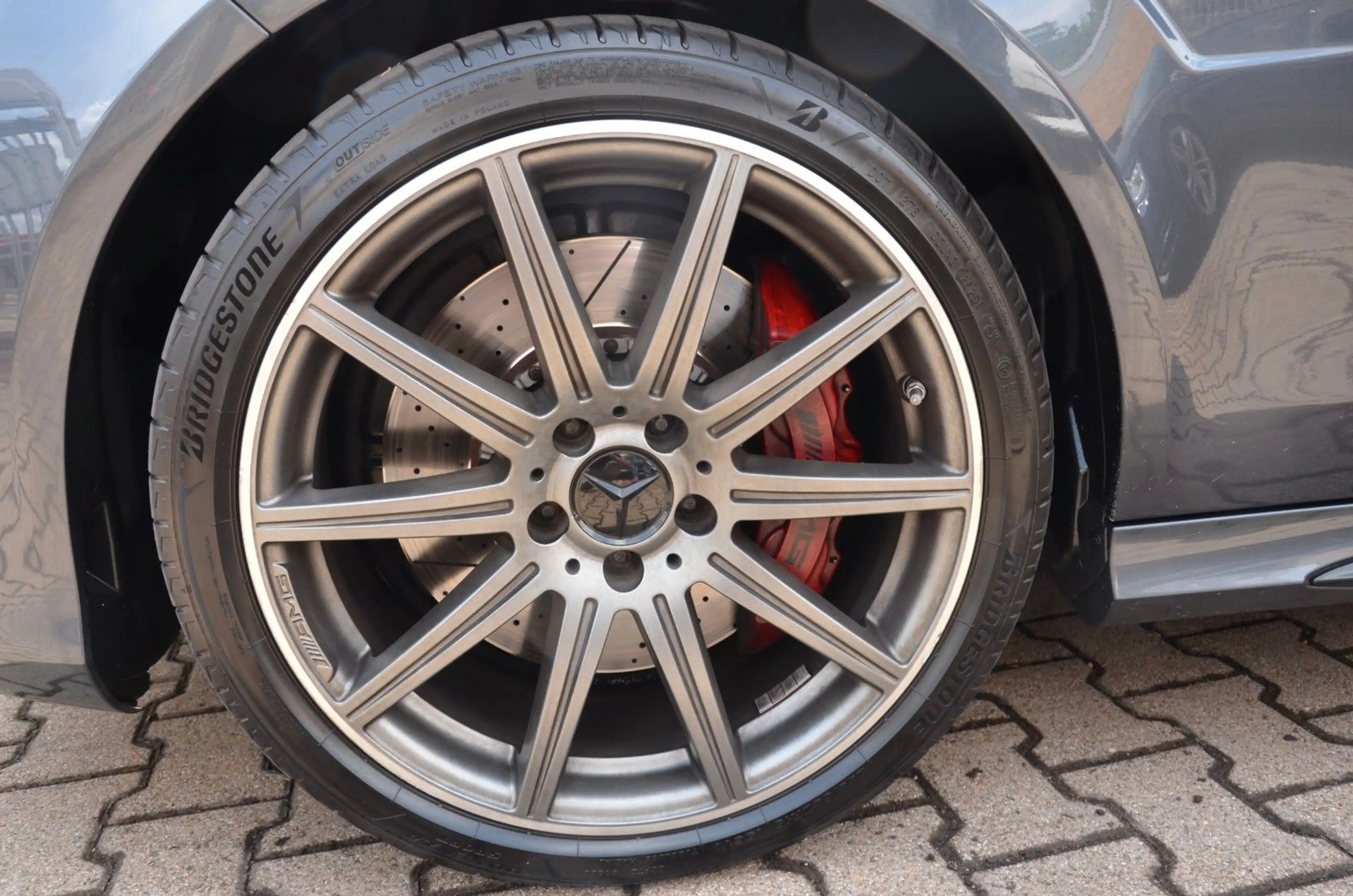 Mercedes-Benz E 63 AMG E 63 S AMG 4Matic Voll Ausstattung Sehr Sauber — photo 39