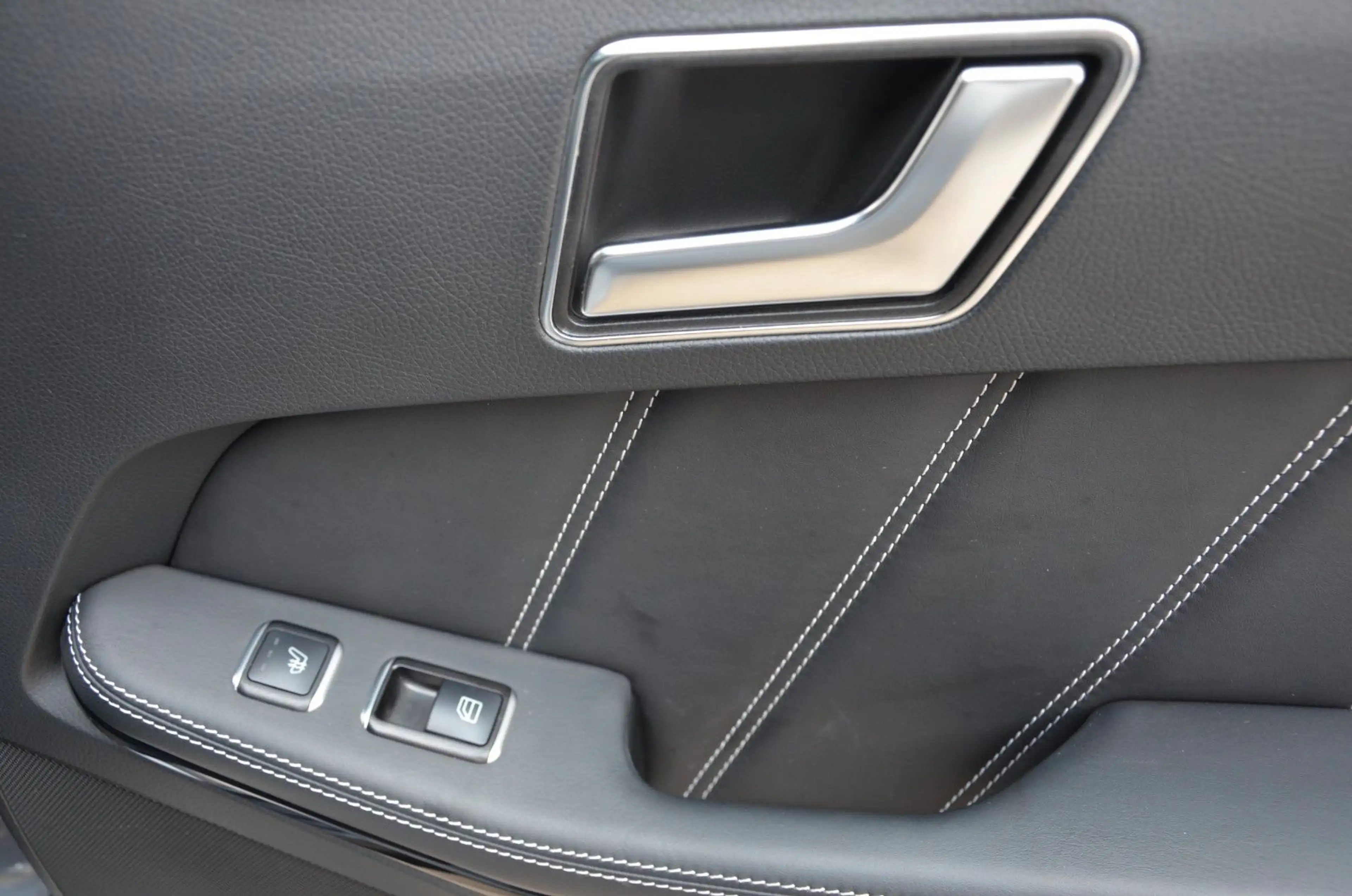 Mercedes-Benz E 63 AMG E 63 S AMG 4Matic Voll Ausstattung Sehr Sauber — photo 45