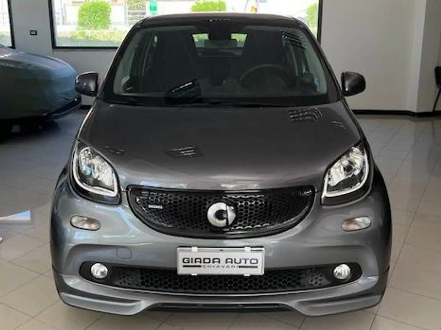 smart forFour Forfour 0.9 t Urban brabus 90cv twinamic Gris - 2