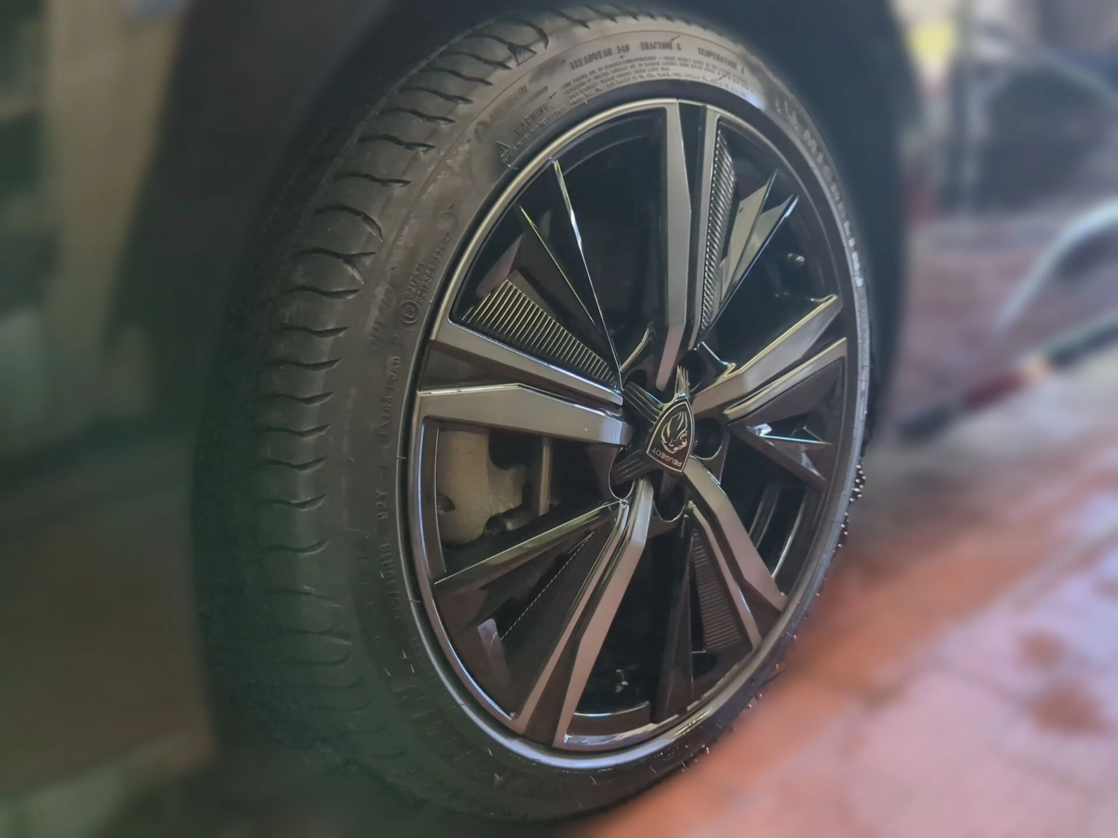 Peugeot Others 308 Hybrid 180 (Plug-In) e-EAT8 GT ACC Navi Kam. — photo 4